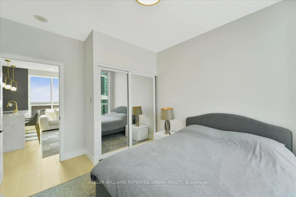 Photo 21 of Unit 2011, 228 Queens Quay W, Toronto, Waterfront Communities — HOMEH