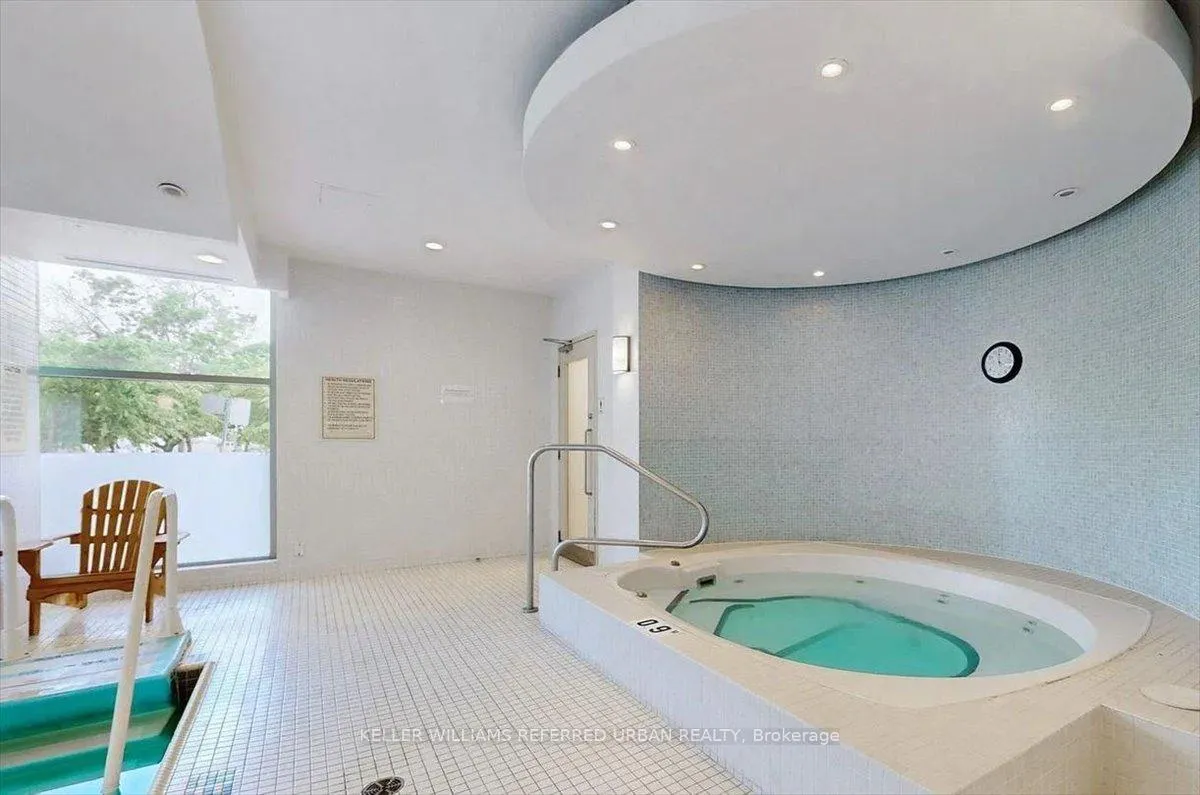 Photo 28 of Unit 2011, 228 Queens Quay W, Toronto, Waterfront Communities — HOMEH