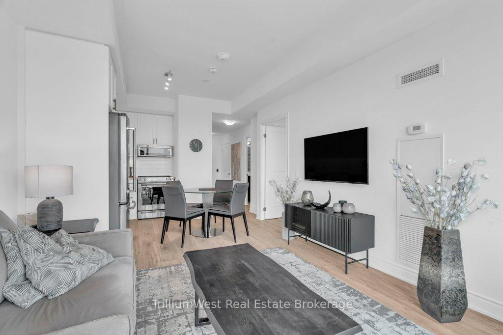 Photo 21 of Unit 1004, 1050 Main Street E, Milton, Dempsey — HOMEH