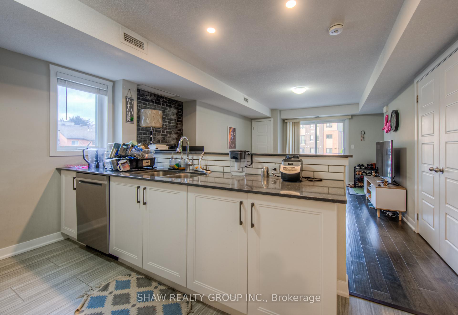 Photo 13 of Unit C14, 190 Century Hill Drive, Kitchener, Country Hills — HOMEH