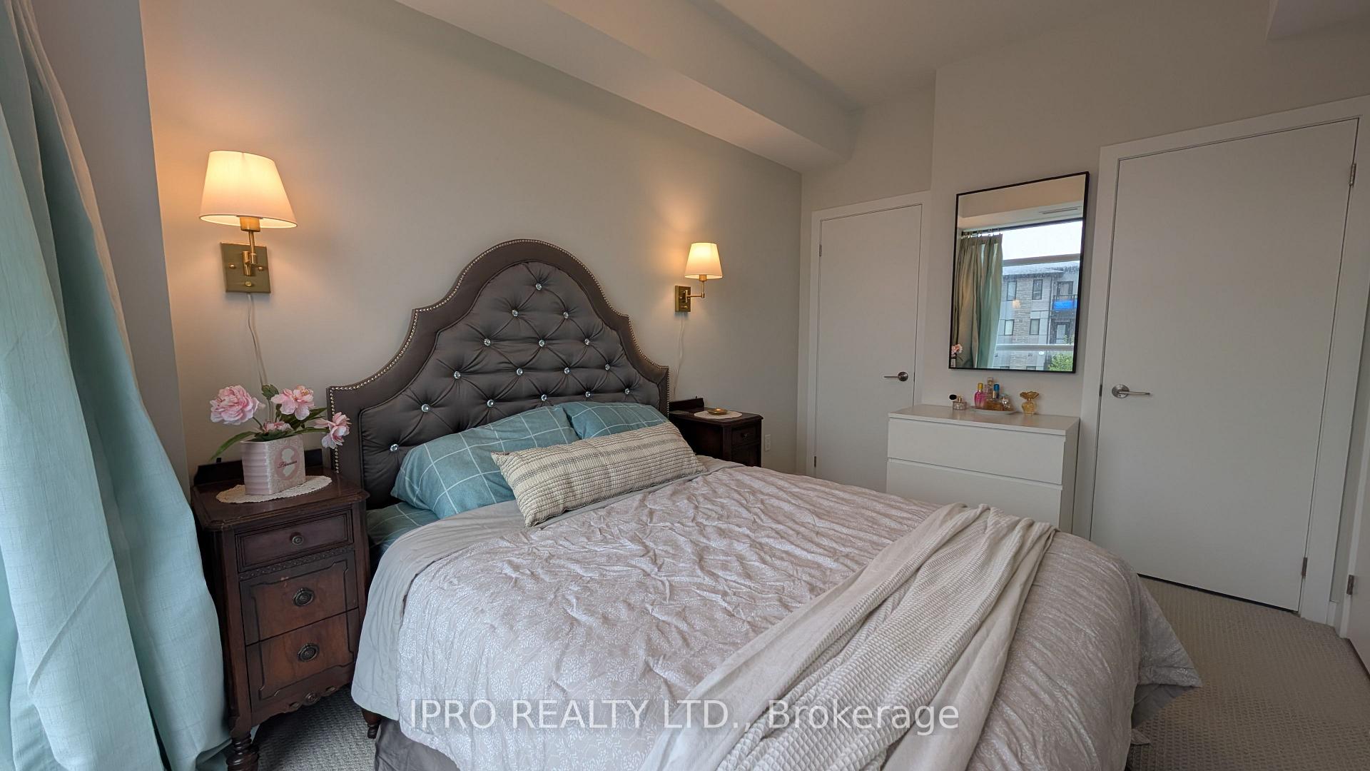 Photo 4 of Unit 222, 600 North Service Road, Hamilton, Lakeshore — HOMEH