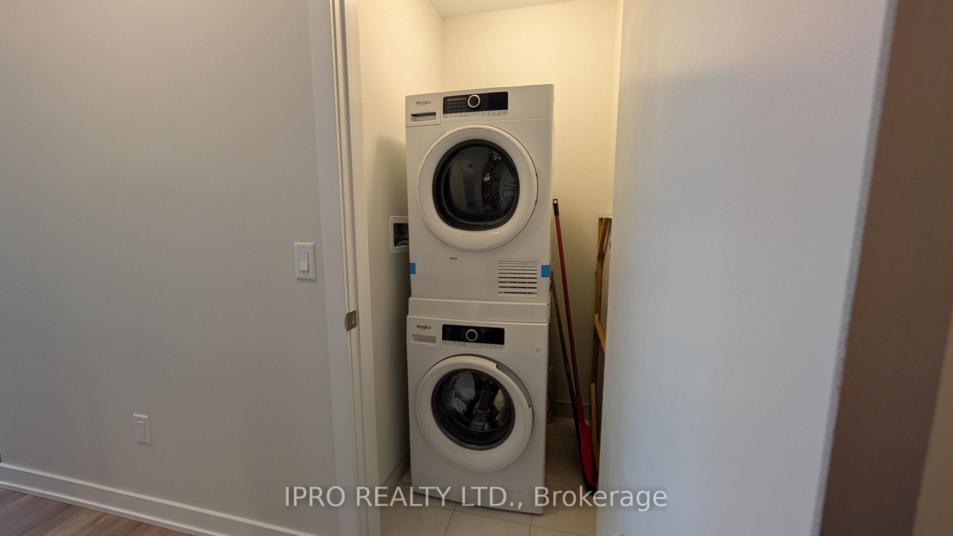Photo 10 of Unit 222, 600 North Service Road, Hamilton, Lakeshore — HOMEH