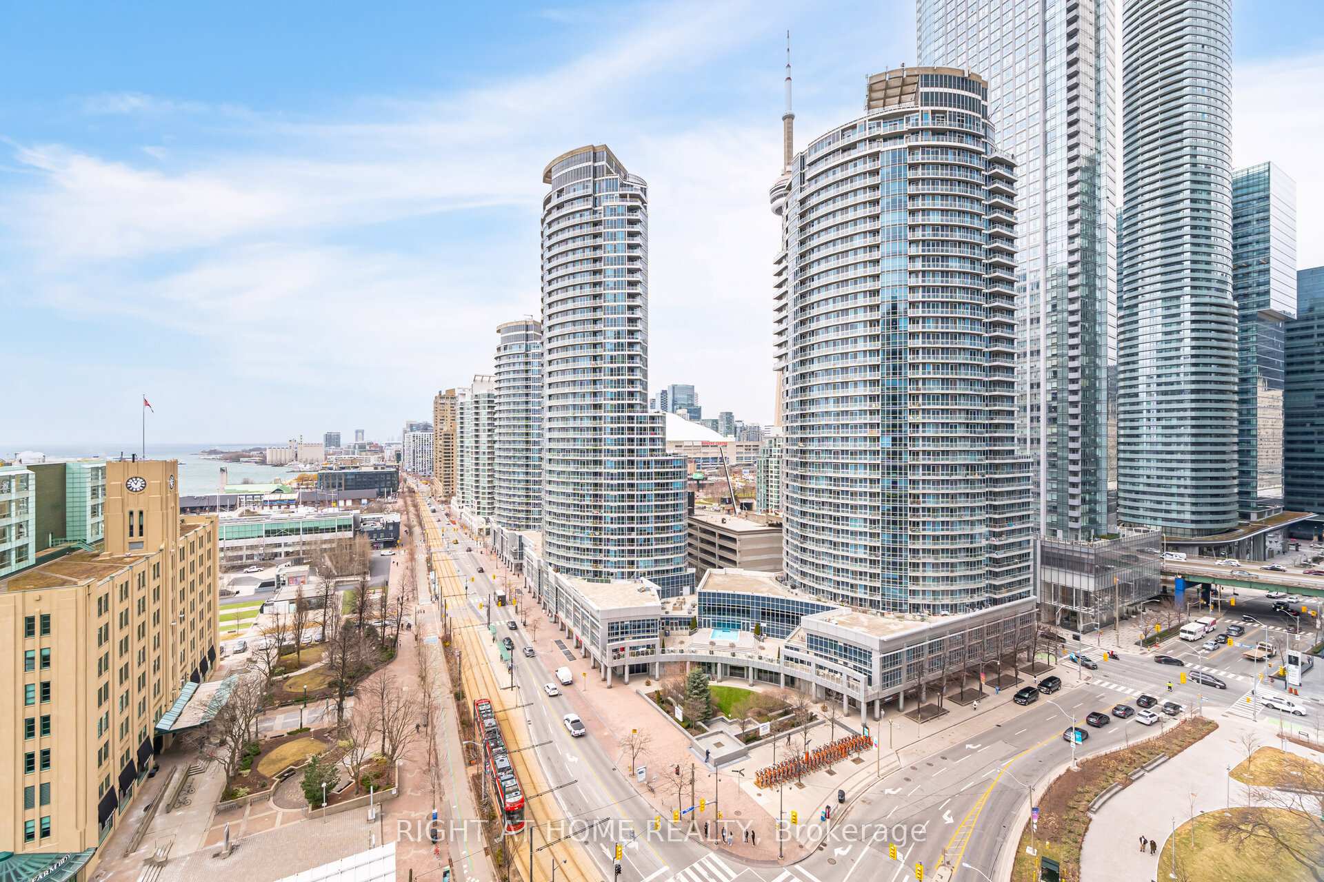 Photo 35 of Unit 1812, 77 Harbour Square, Toronto, Waterfront Communities — HOMEH