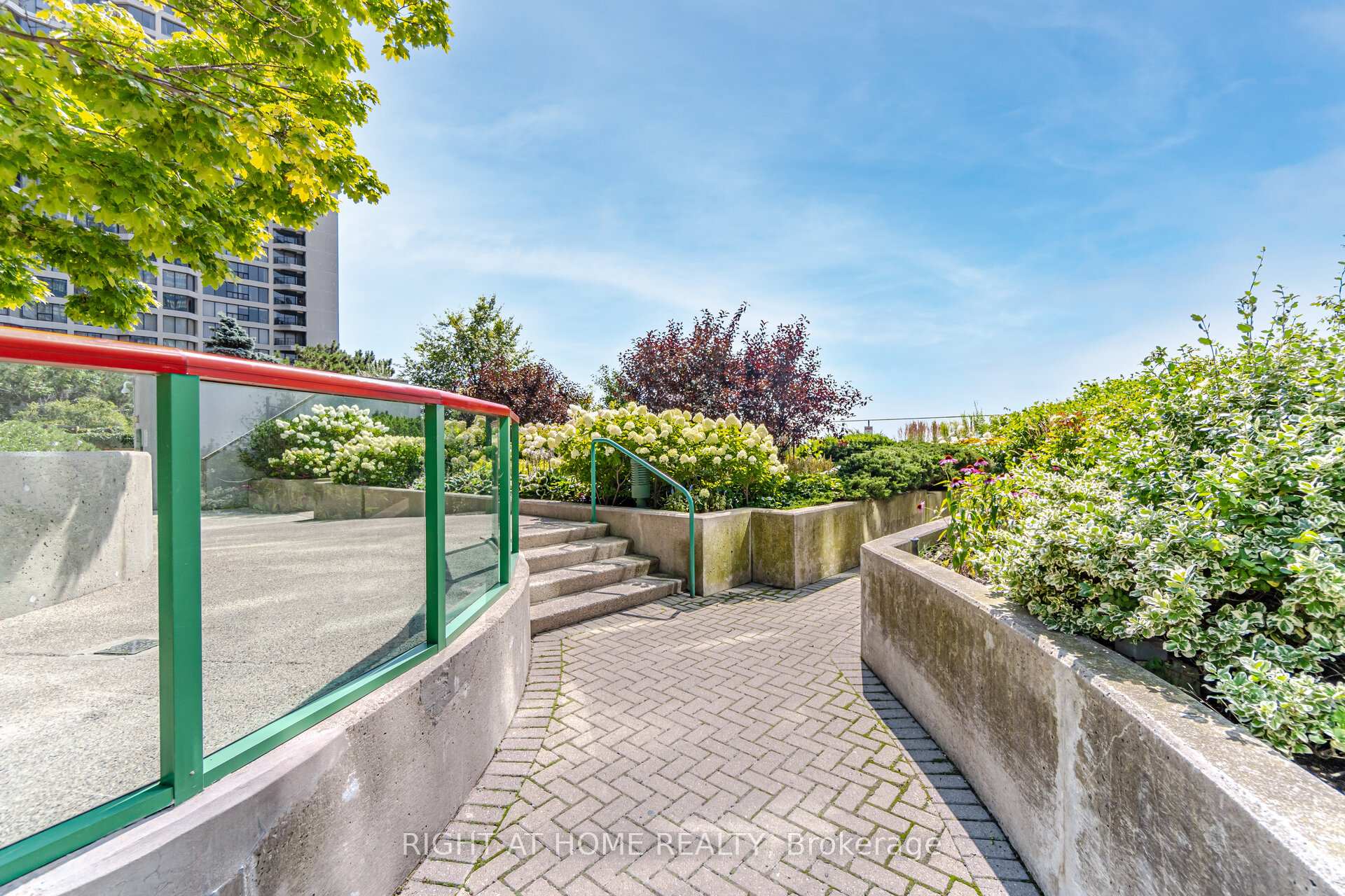 Photo 42 of Unit 1812, 77 Harbour Square, Toronto, Waterfront Communities — HOMEH