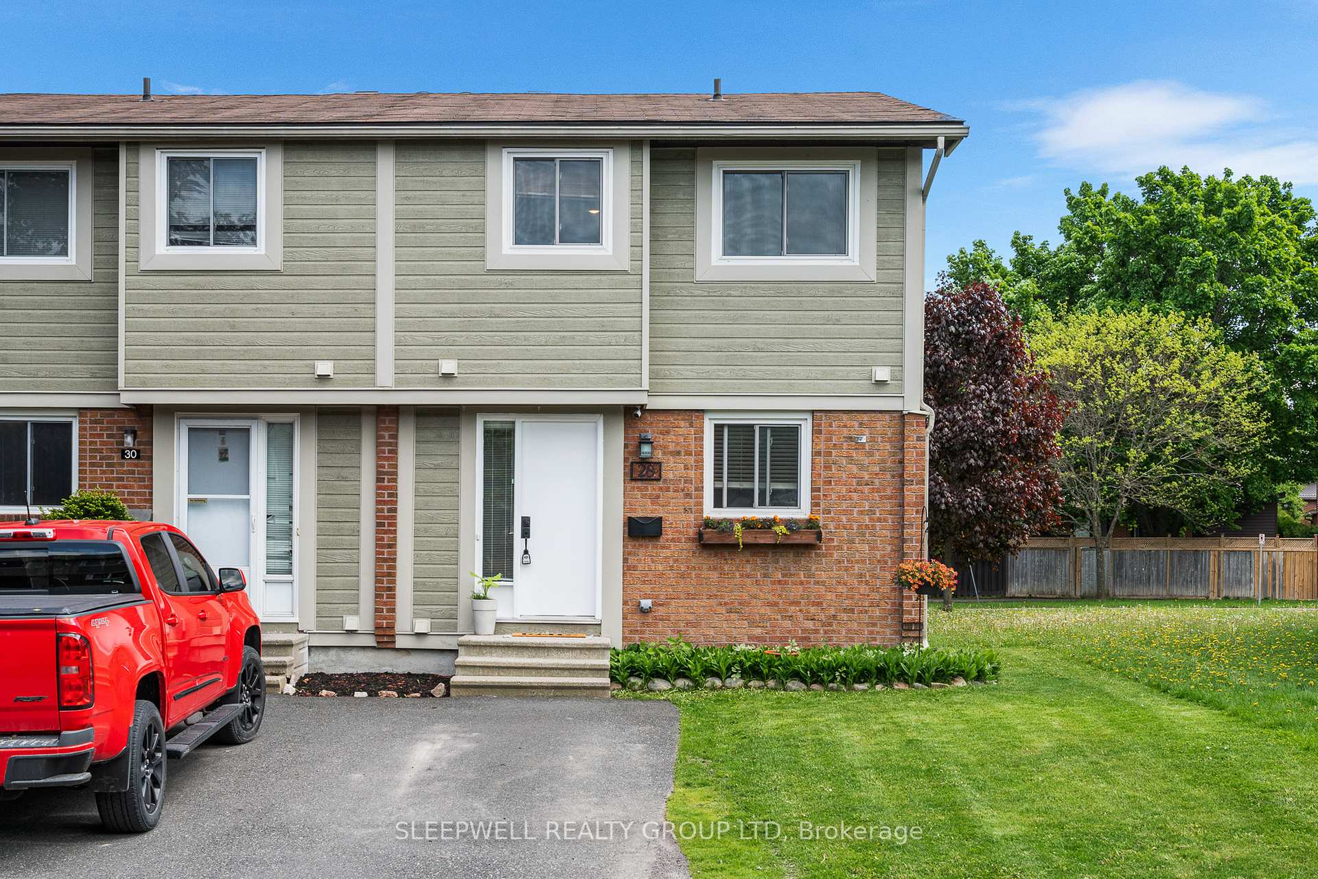 Photo 1 of Unit 82, 28 Barrow Crescent, Ottawa, Kanata - Katimavik — HOMEH