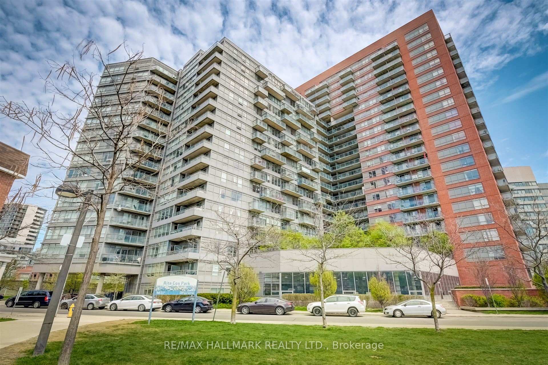 Photo 1 of Unit 721, 38 Joe Shuster Way, Toronto, Niagara — HOMEH