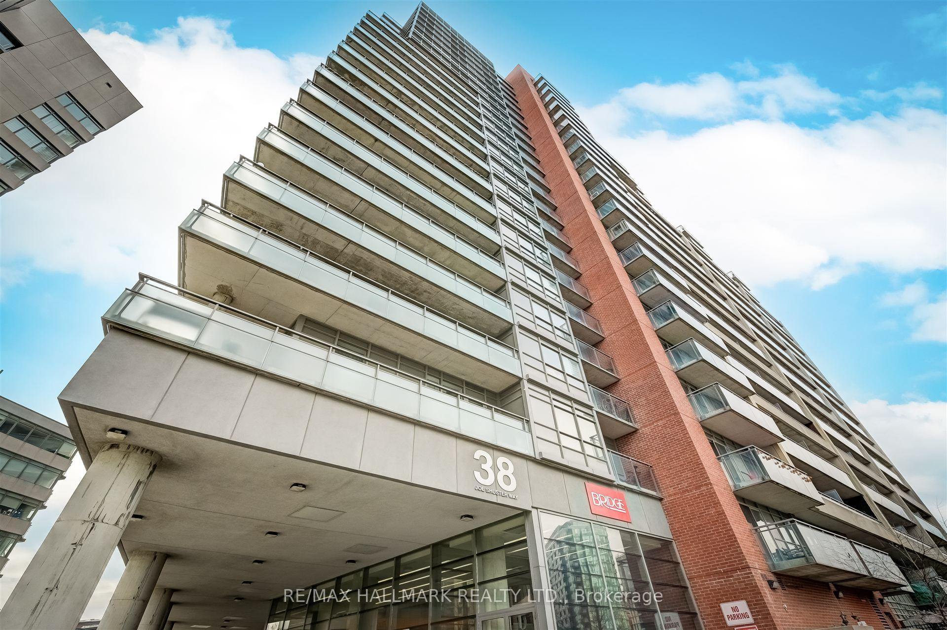 Photo 3 of Unit 721, 38 Joe Shuster Way, Toronto, Niagara — HOMEH