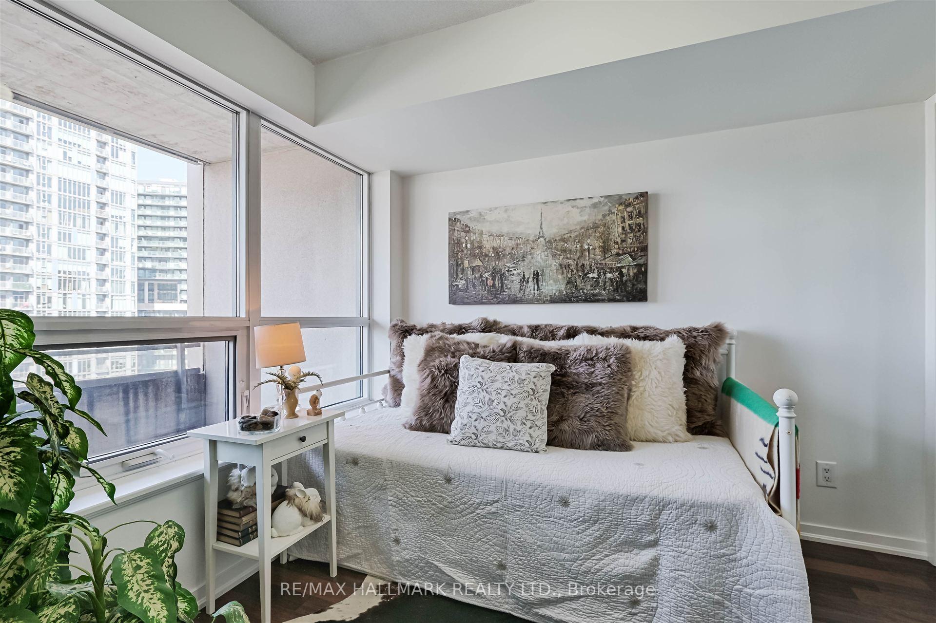 Photo 26 of Unit 721, 38 Joe Shuster Way, Toronto, Niagara — HOMEH