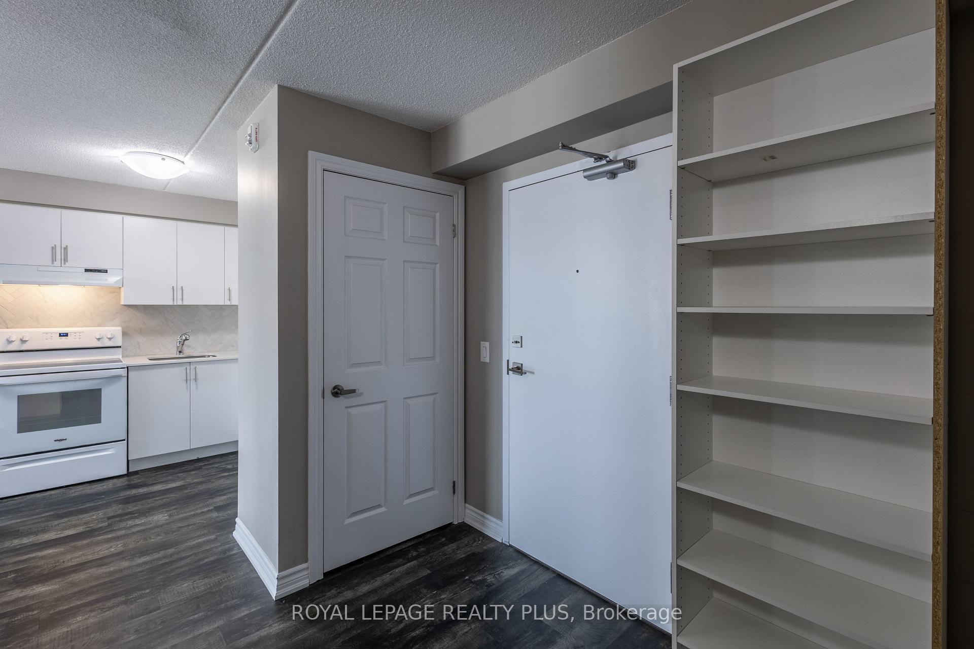 Photo 4 of Unit 1003, 716 Main Street E, Milton, Timberlea — HOMEH