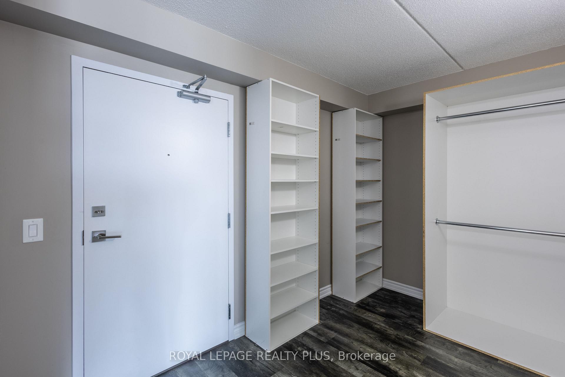 Photo 5 of Unit 1003, 716 Main Street E, Milton, Timberlea — HOMEH