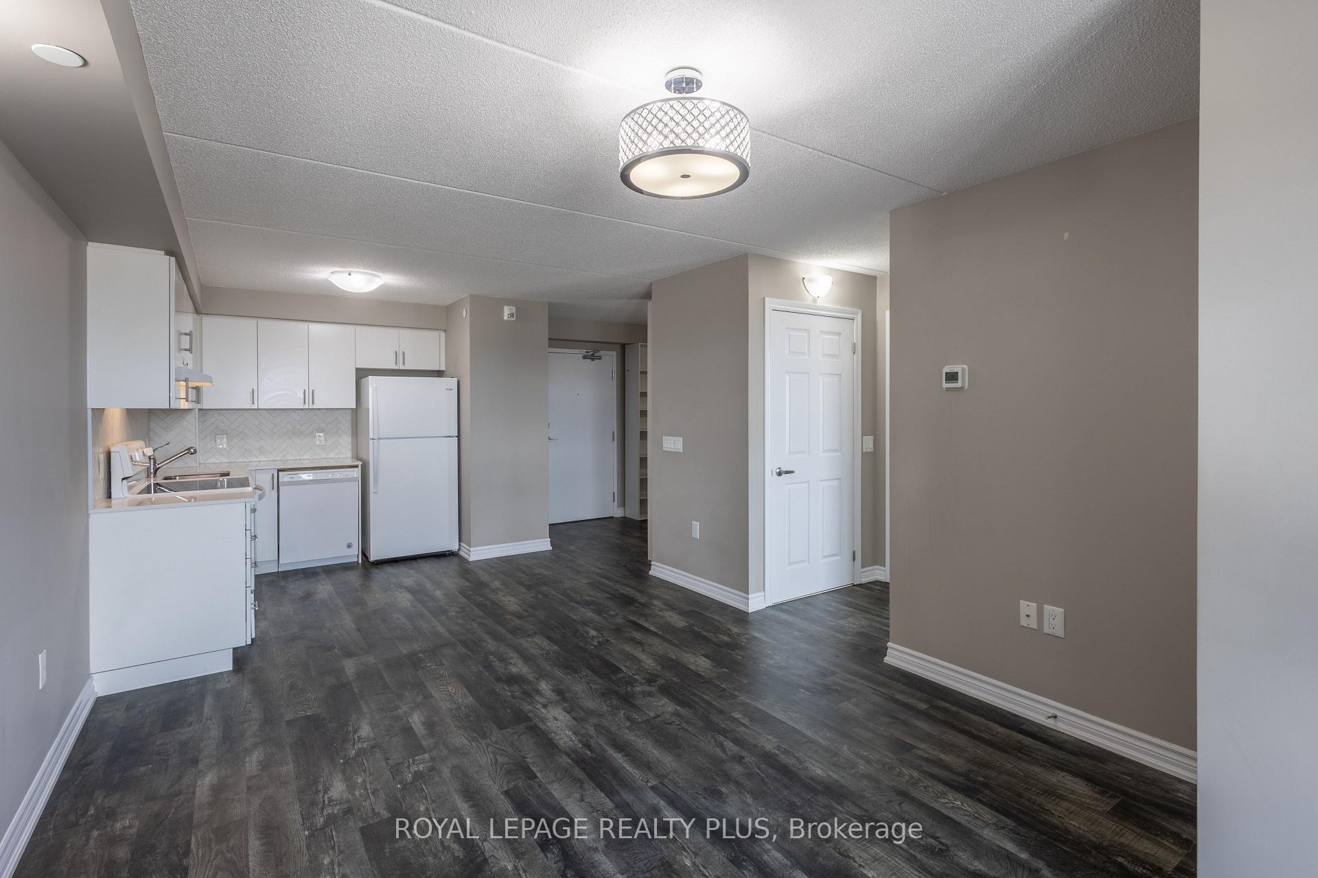 Photo 14 of Unit 1003, 716 Main Street E, Milton, Timberlea — HOMEH