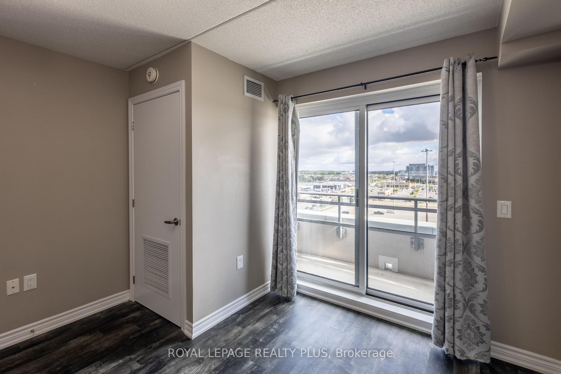 Photo 18 of Unit 1003, 716 Main Street E, Milton, Timberlea — HOMEH