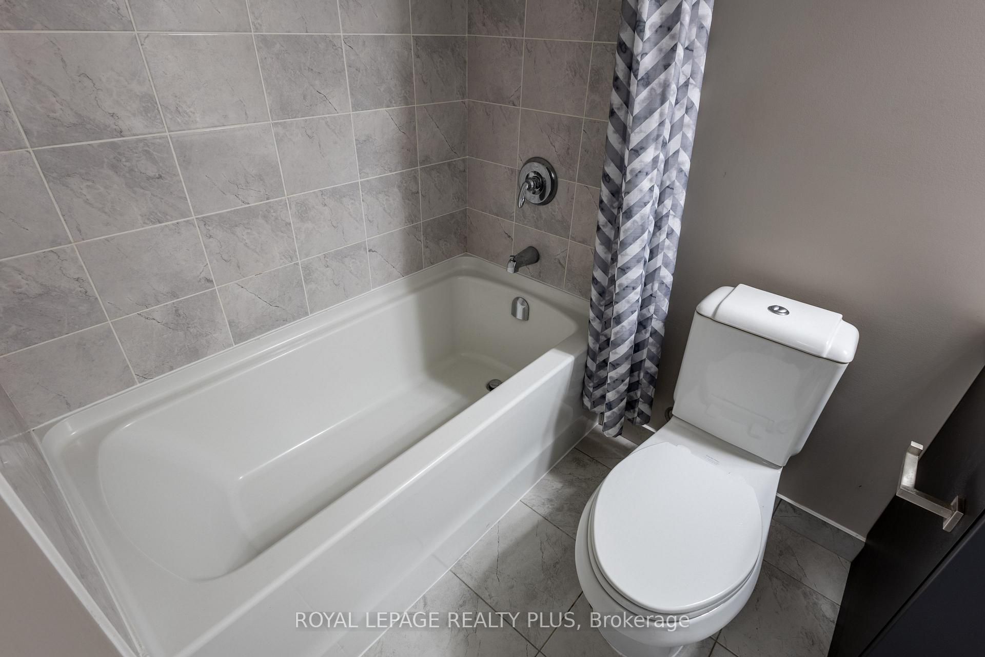 Photo 20 of Unit 1003, 716 Main Street E, Milton, Timberlea — HOMEH
