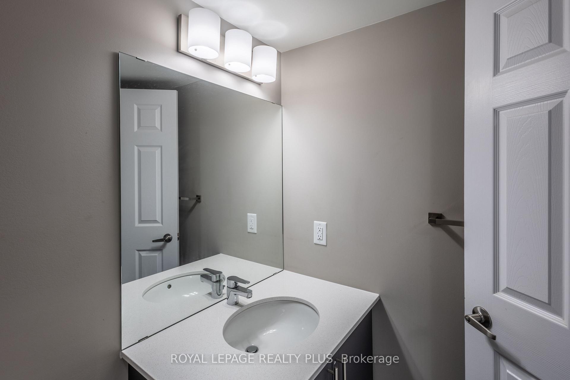 Photo 21 of Unit 1003, 716 Main Street E, Milton, Timberlea — HOMEH
