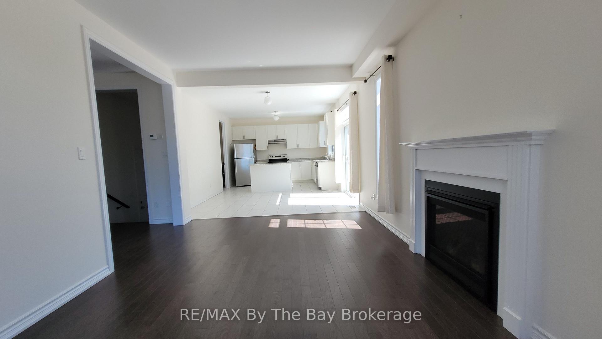 Photo 13 of 218 Roy Drive, Clearview, Stayner — HOMEH