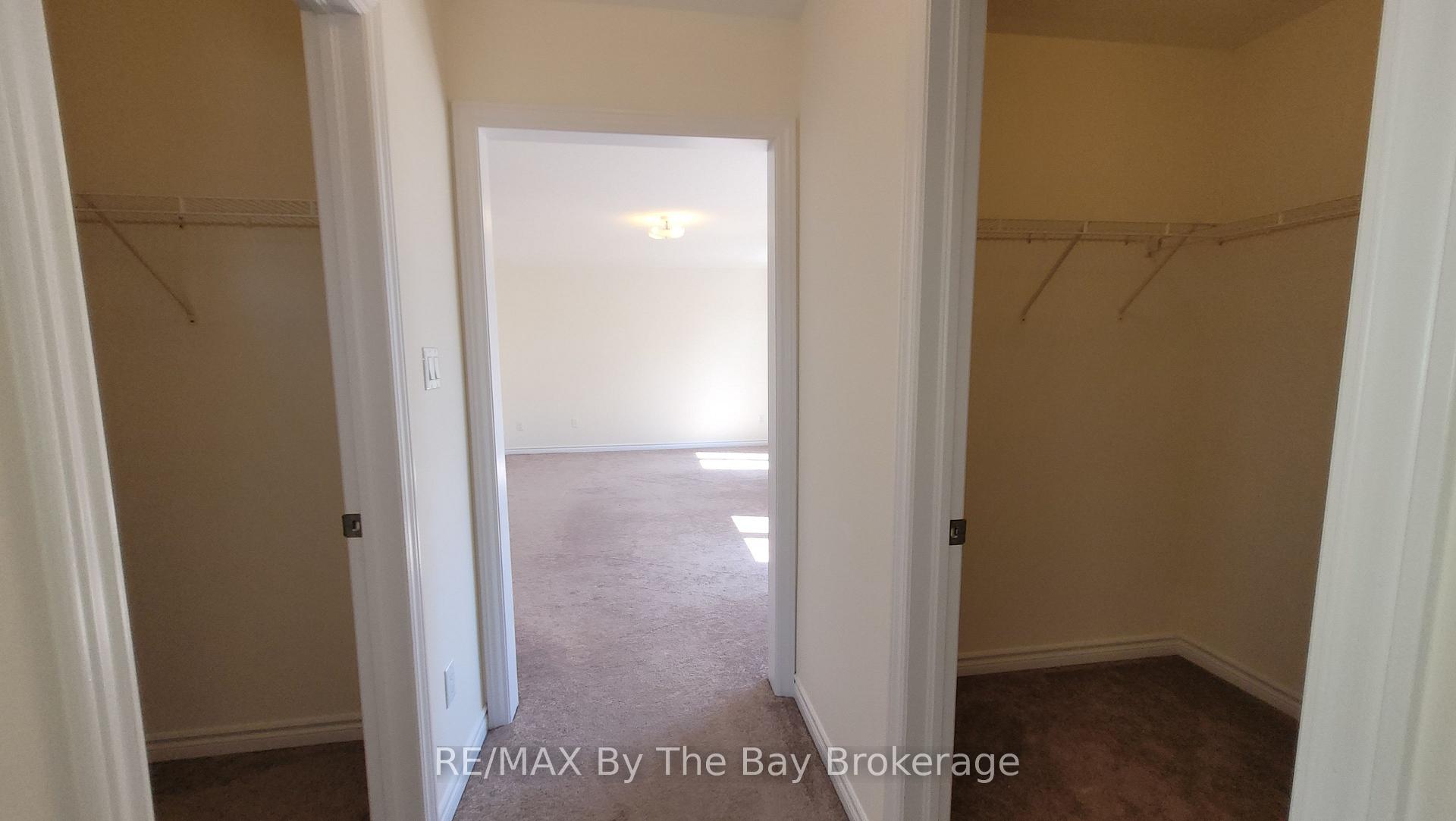 Photo 29 of 218 Roy Drive, Clearview, Stayner — HOMEH