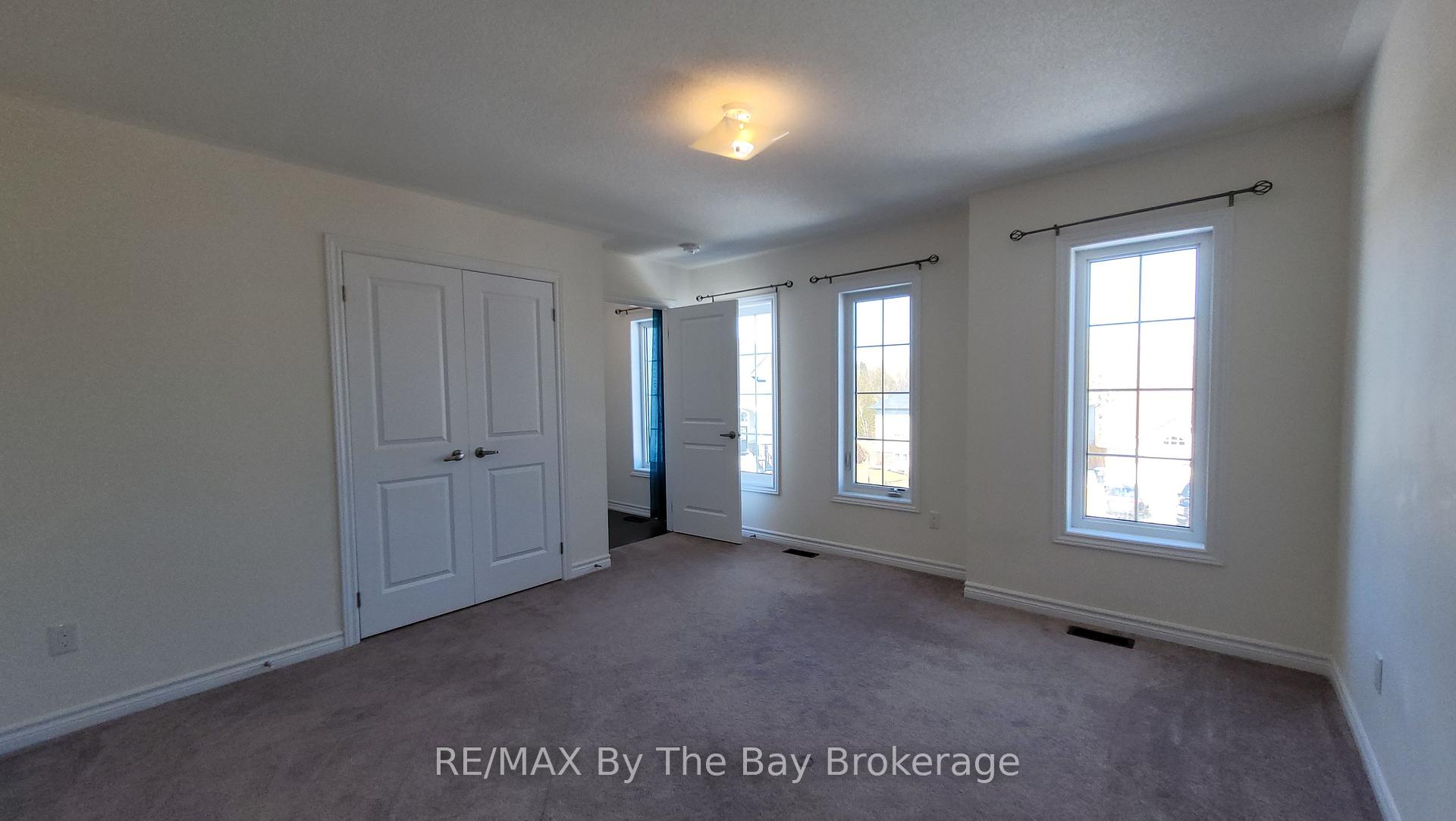 Photo 38 of 218 Roy Drive, Clearview, Stayner — HOMEH