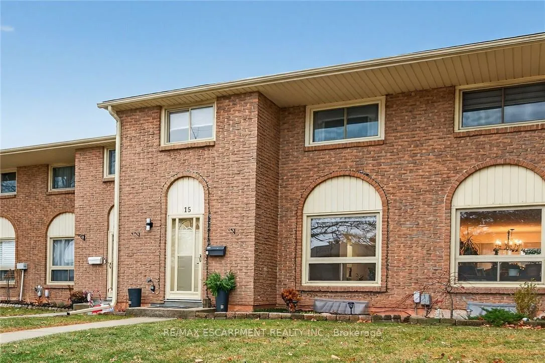 Photo 2 of Unit 15, 150 Gateshead Crescent, Hamilton, Stoney Creek — HOMEH