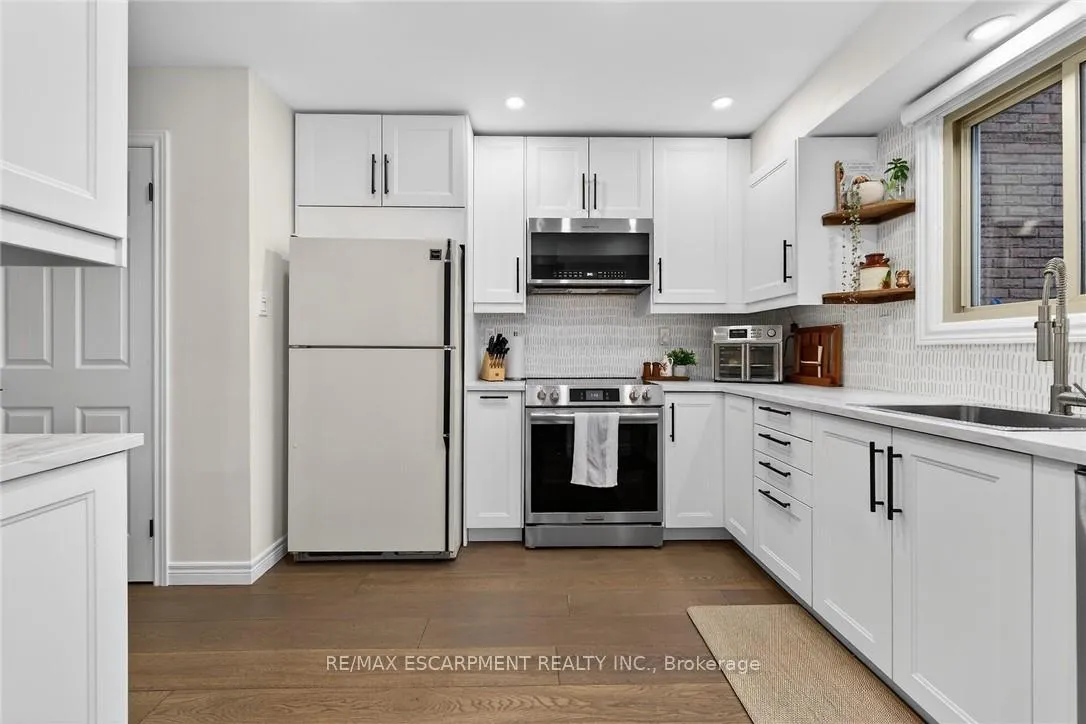 Photo 10 of Unit 15, 150 Gateshead Crescent, Hamilton, Stoney Creek — HOMEH