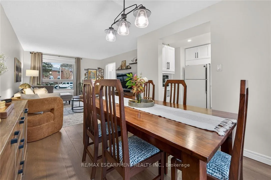 Photo 15 of Unit 15, 150 Gateshead Crescent, Hamilton, Stoney Creek — HOMEH