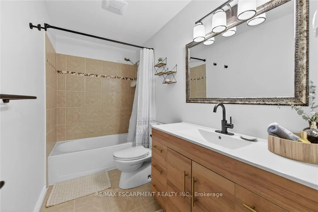 Photo 26 of Unit 15, 150 Gateshead Crescent, Hamilton, Stoney Creek — HOMEH