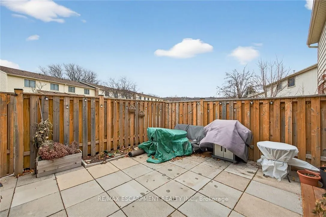 Photo 40 of Unit 15, 150 Gateshead Crescent, Hamilton, Stoney Creek — HOMEH