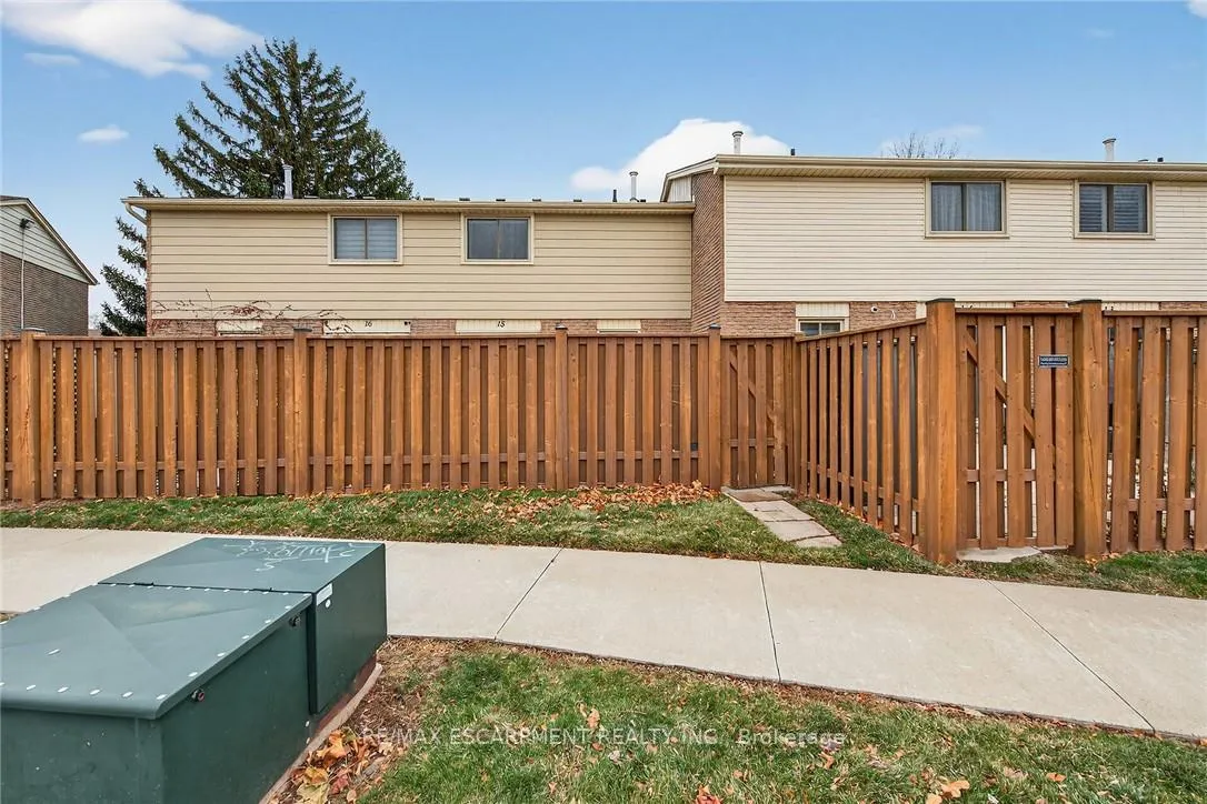 Photo 42 of Unit 15, 150 Gateshead Crescent, Hamilton, Stoney Creek — HOMEH