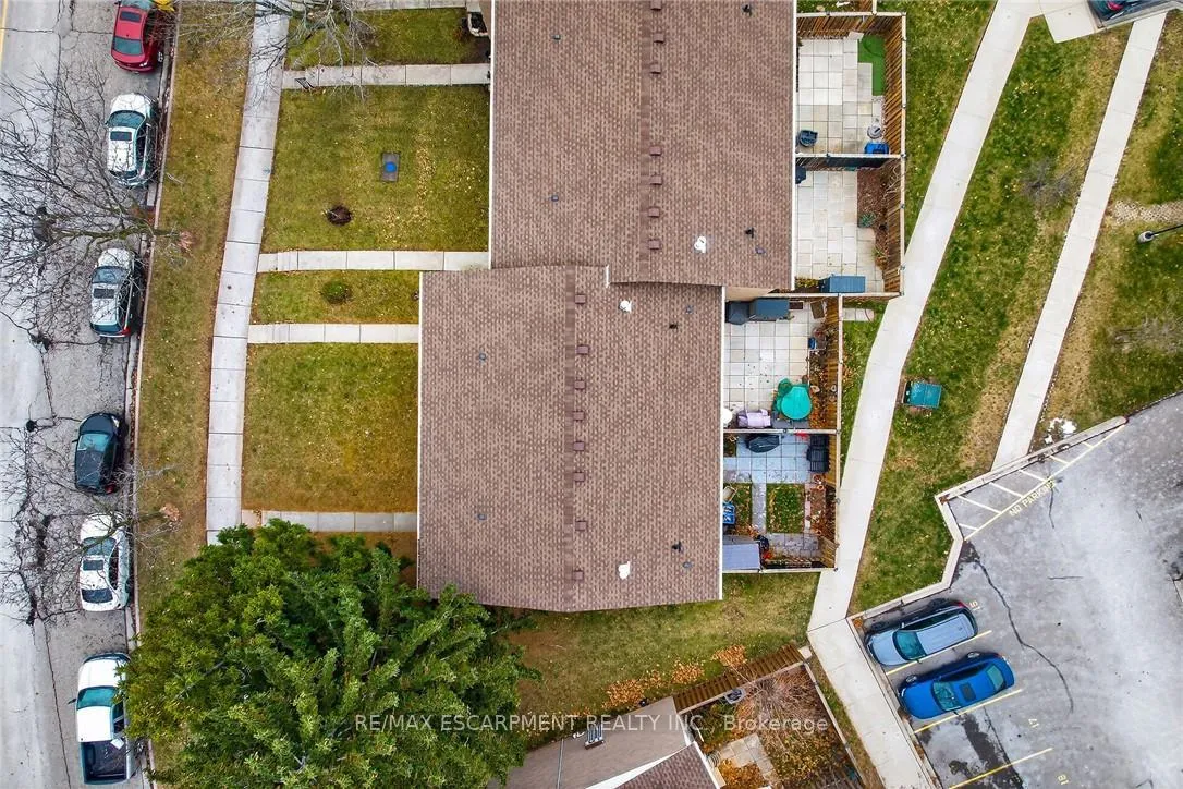 Photo 46 of Unit 15, 150 Gateshead Crescent, Hamilton, Stoney Creek — HOMEH