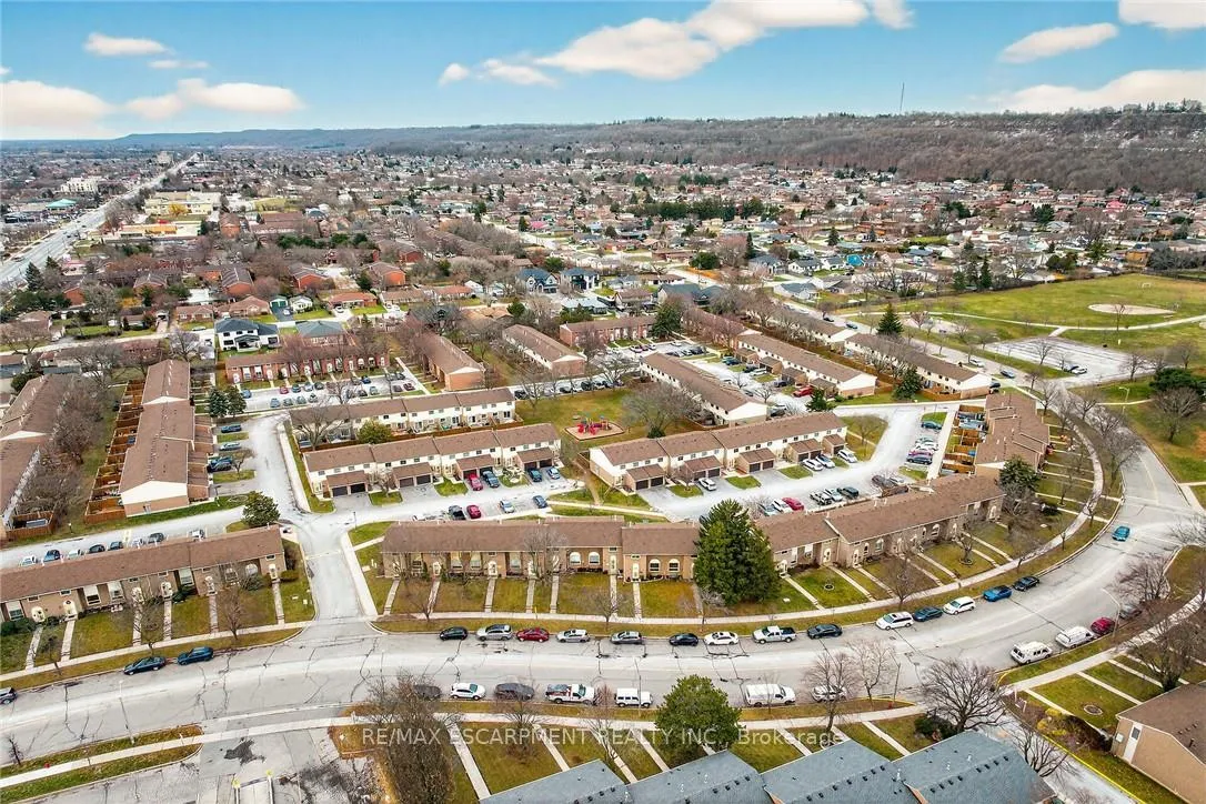 Photo 50 of Unit 15, 150 Gateshead Crescent, Hamilton, Stoney Creek — HOMEH