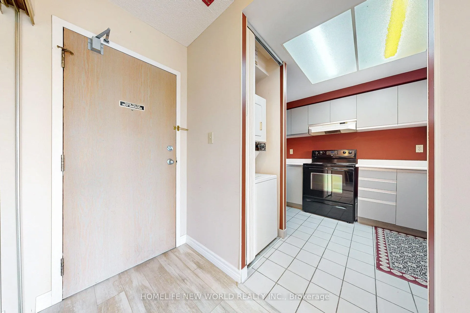 Photo 4 of Unit 706, 711 Rossland Road E, Whitby, Pringle Creek — HOMEH