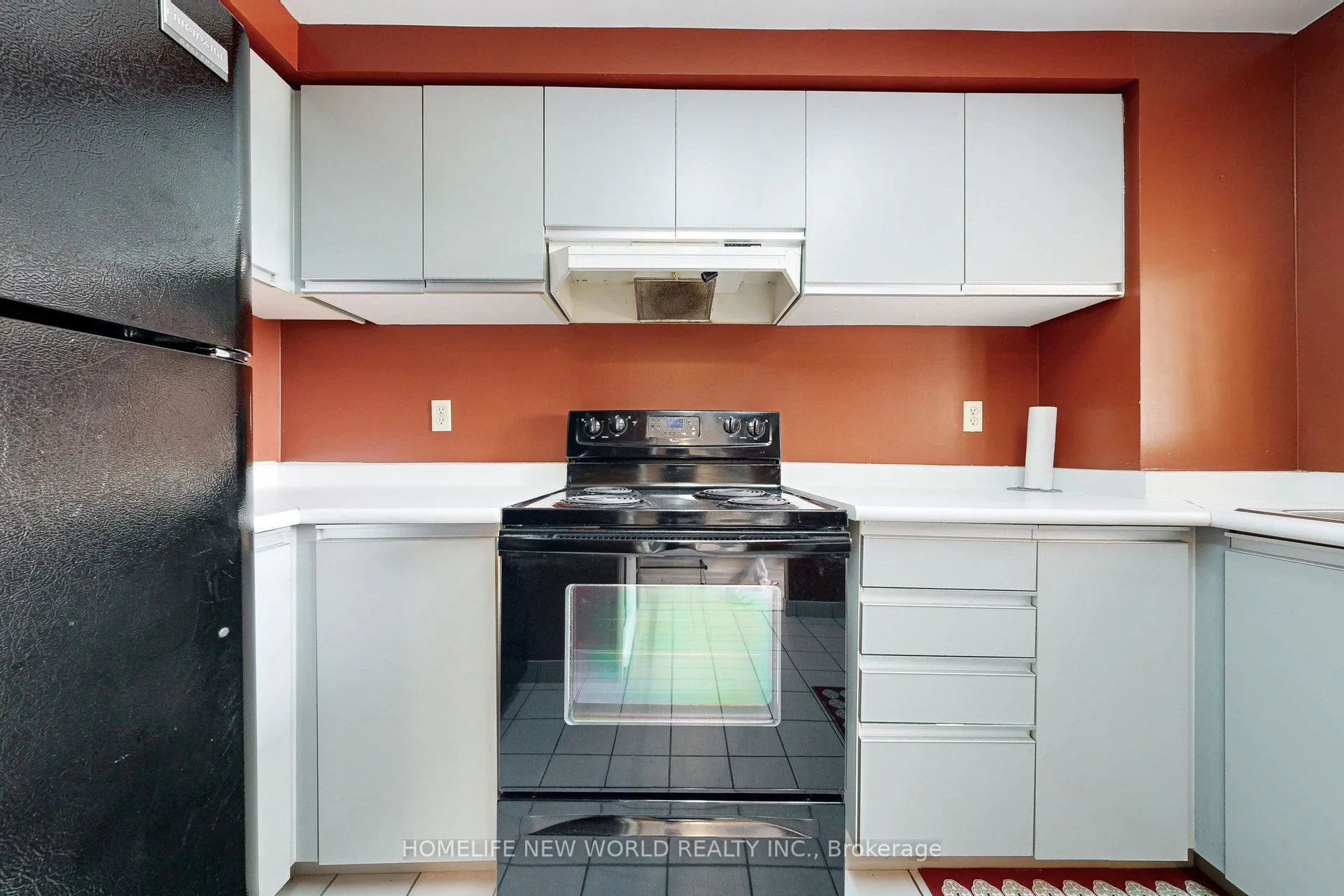 Photo 7 of Unit 706, 711 Rossland Road E, Whitby, Pringle Creek — HOMEH