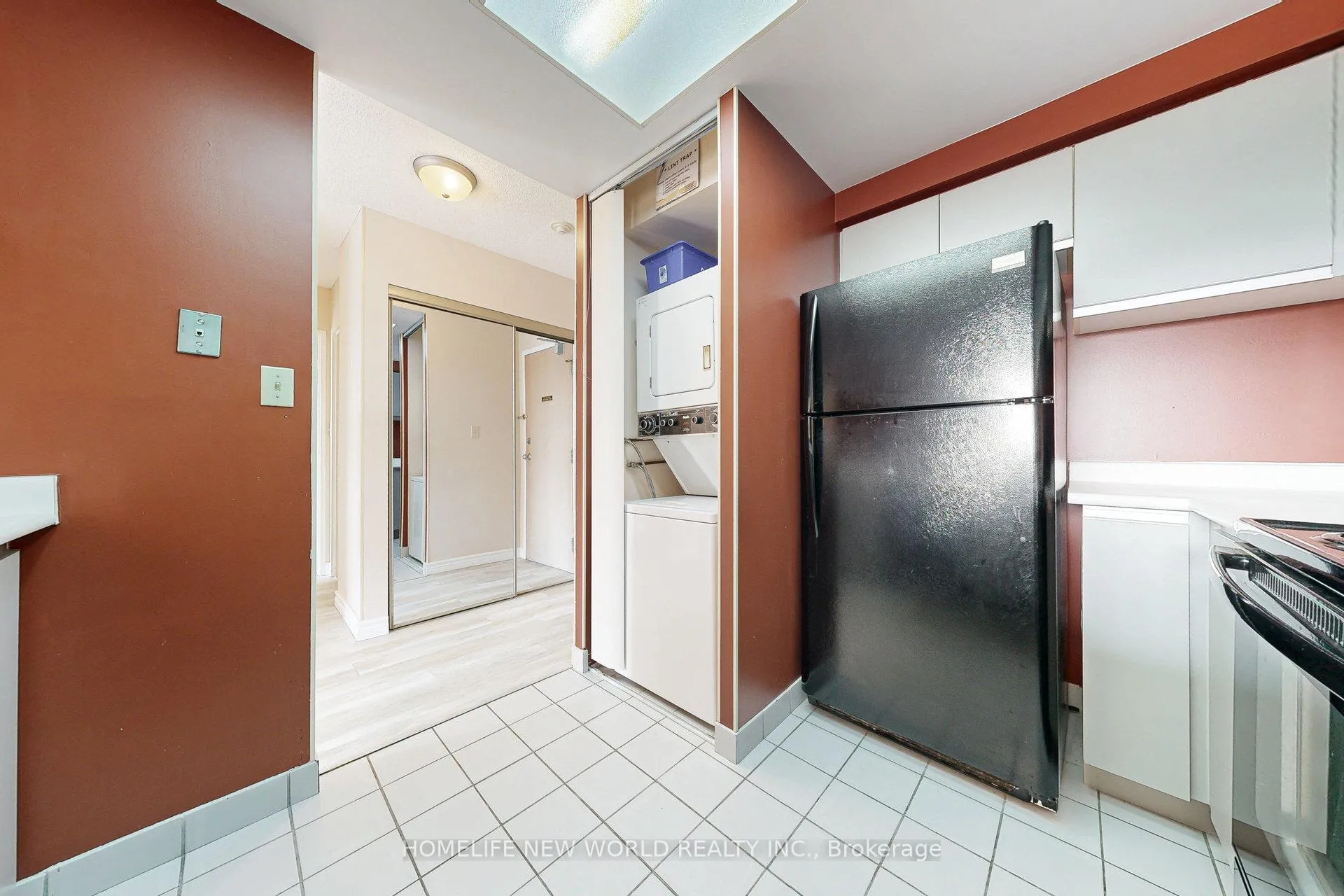Photo 9 of Unit 706, 711 Rossland Road E, Whitby, Pringle Creek — HOMEH