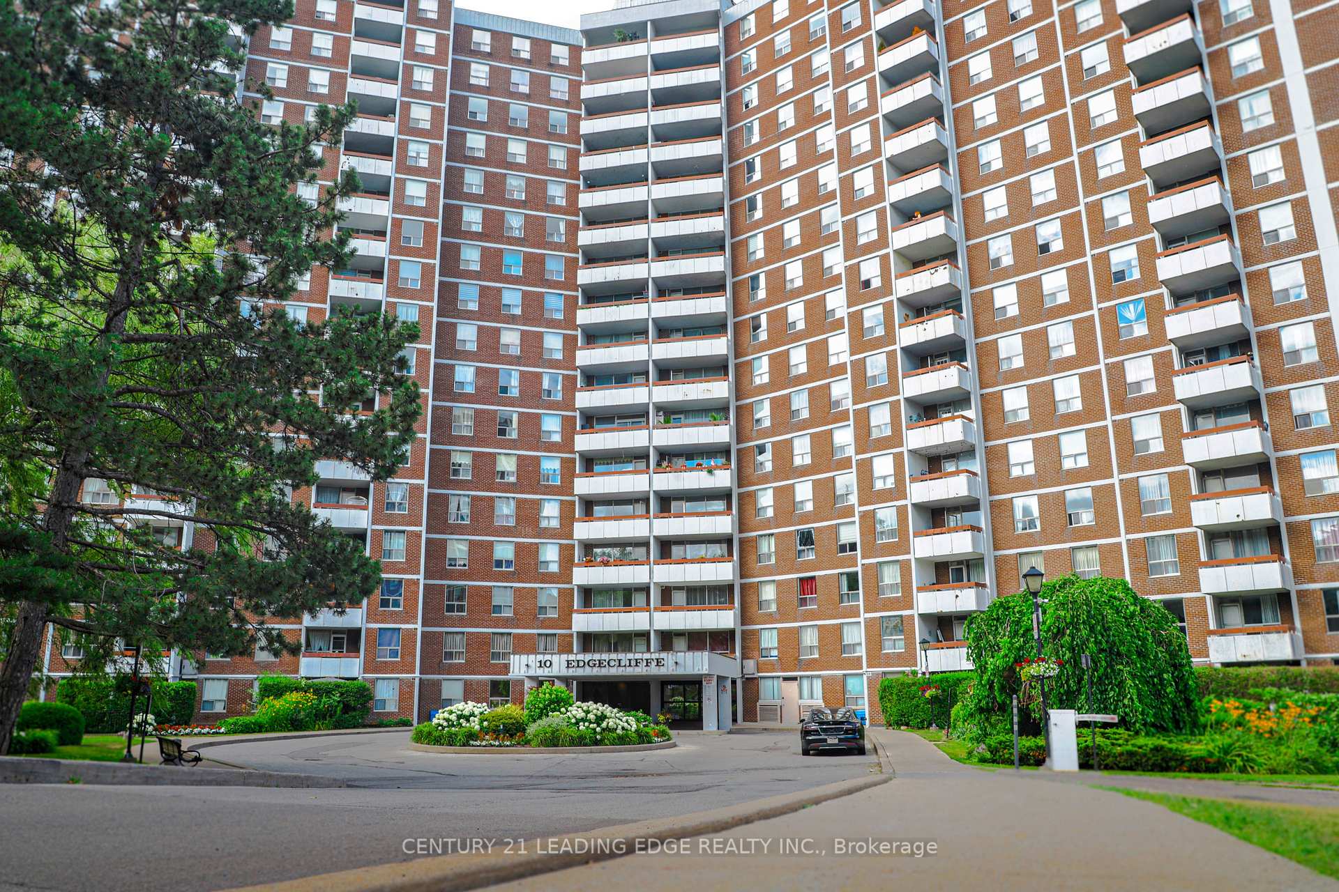 Photo 2 of Unit 617, 10 Edgecliff Golfway, Toronto, Flemingdon Park — HOMEH