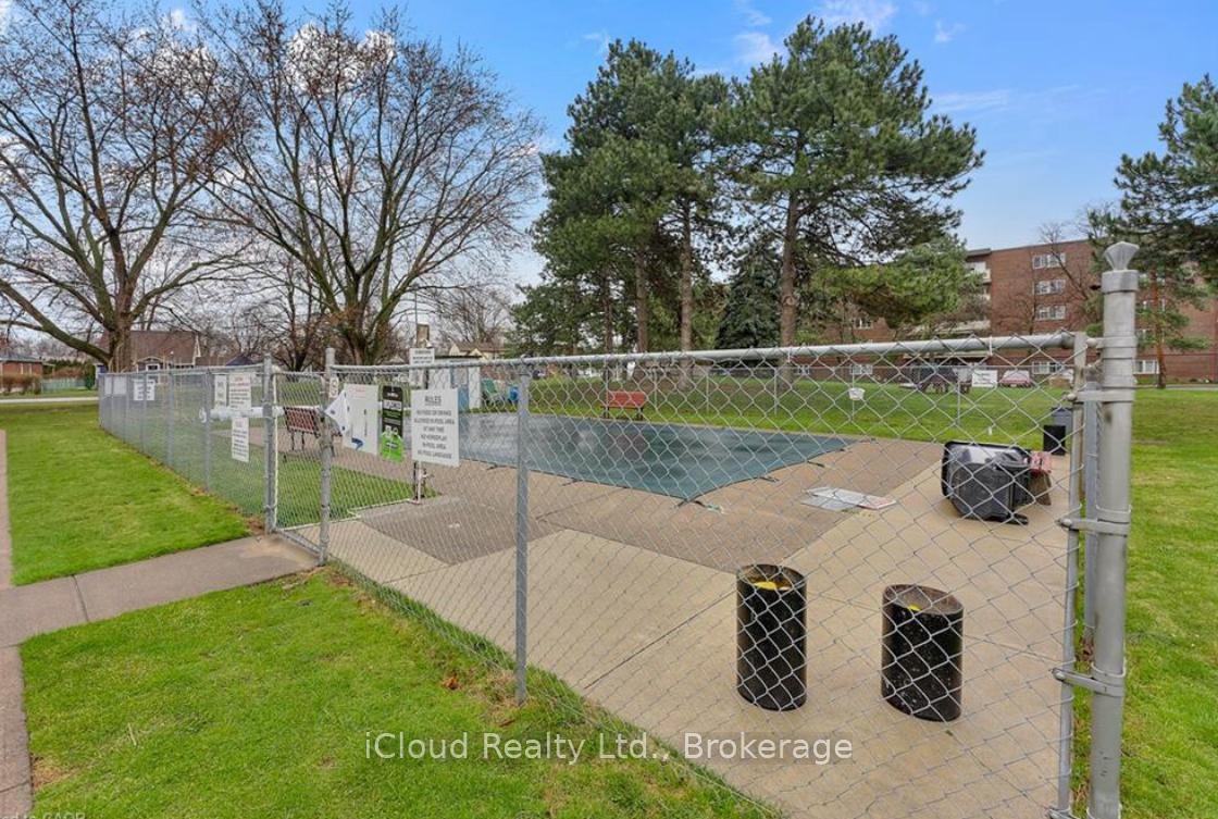 Photo 10 of Unit 202, 196 Scott Street, St. Catharines, Fairview — HOMEH
