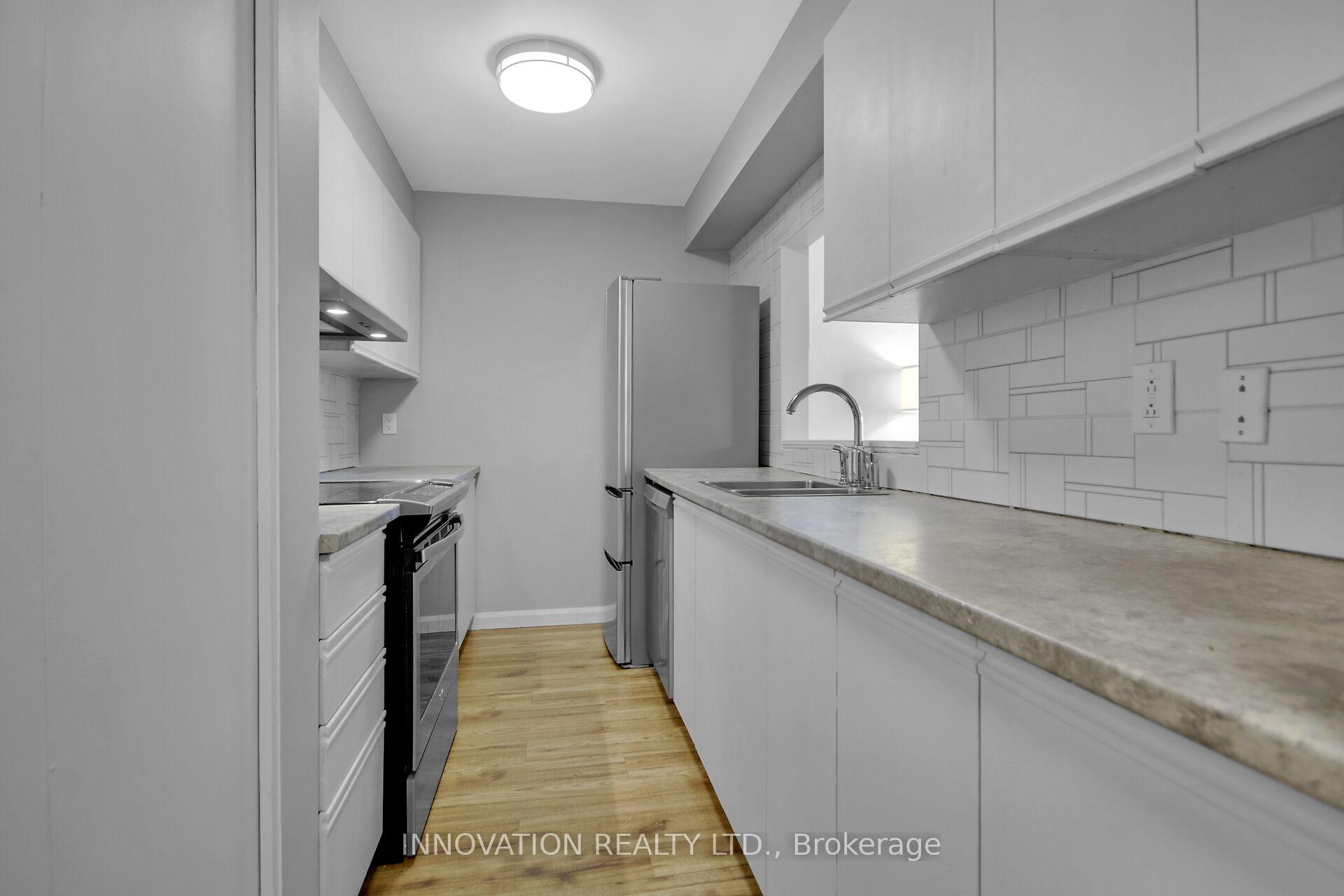 Photo 4 of Unit 302, 216 Viewmount Drive, Ottawa, Borden Farm/Stewart Farm/Carleton Heights/Parkwood Hills — HOMEH