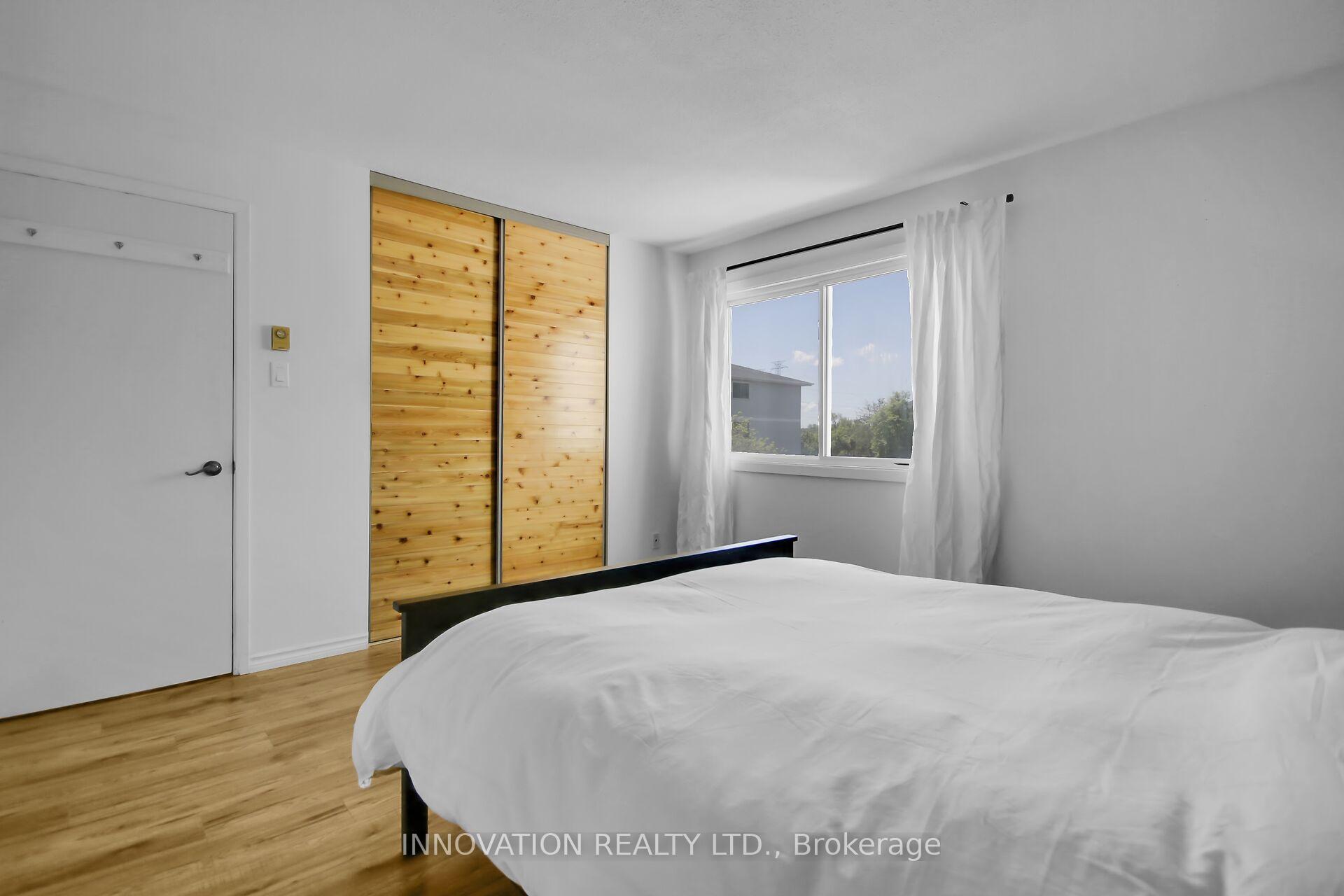 Photo 16 of Unit 302, 216 Viewmount Drive, Ottawa, Borden Farm/Stewart Farm/Carleton Heights/Parkwood Hills — HOMEH
