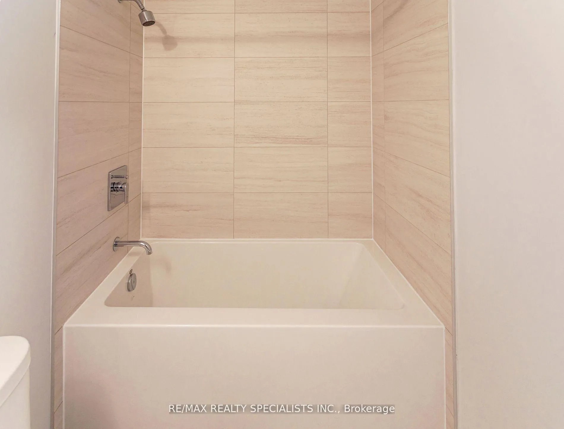 Photo 7 of Unit 1504, 2920 Highway 7, Vaughan, Concord — HOMEH