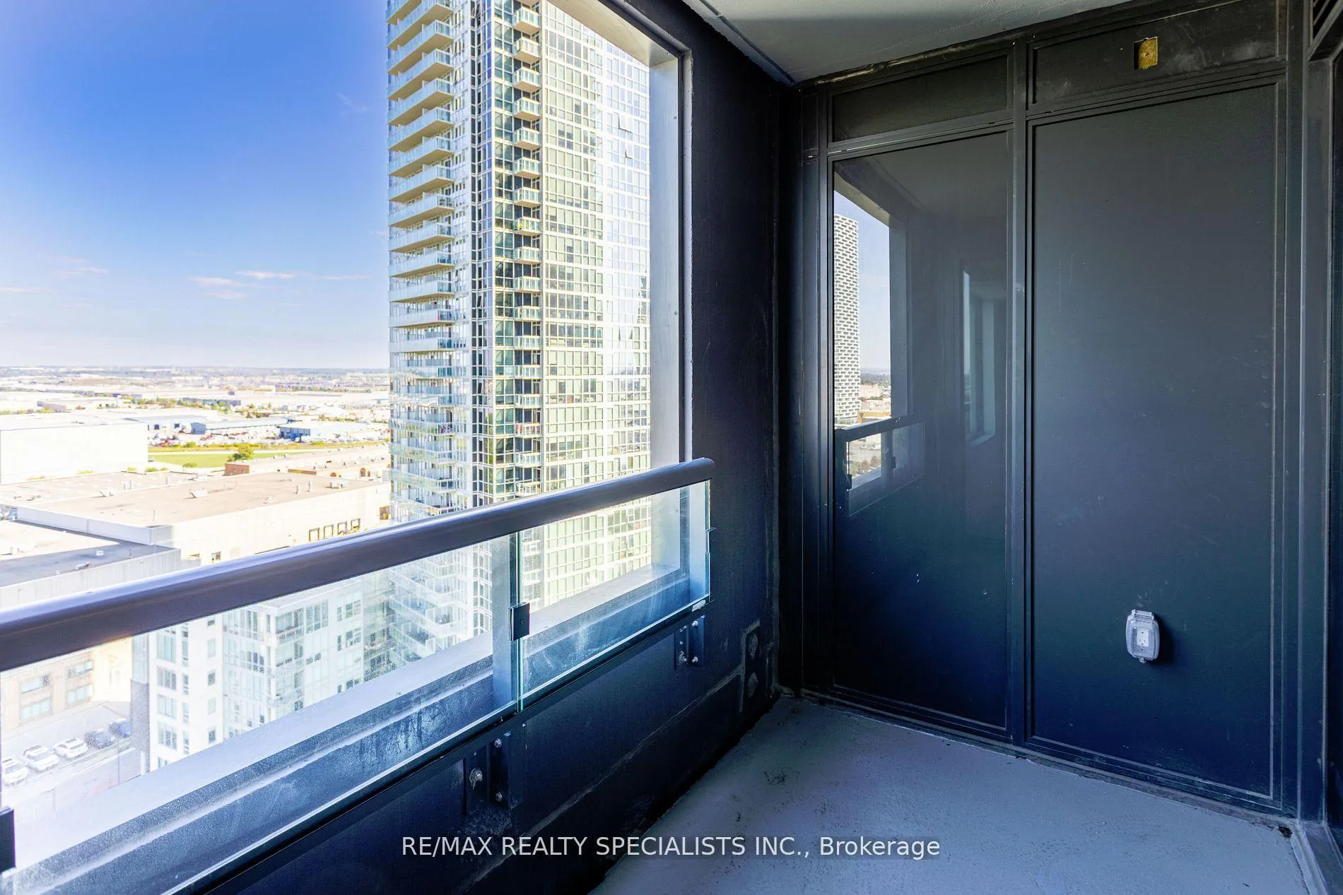 Photo 25 of Unit 1504, 2920 Highway 7, Vaughan, Concord — HOMEH