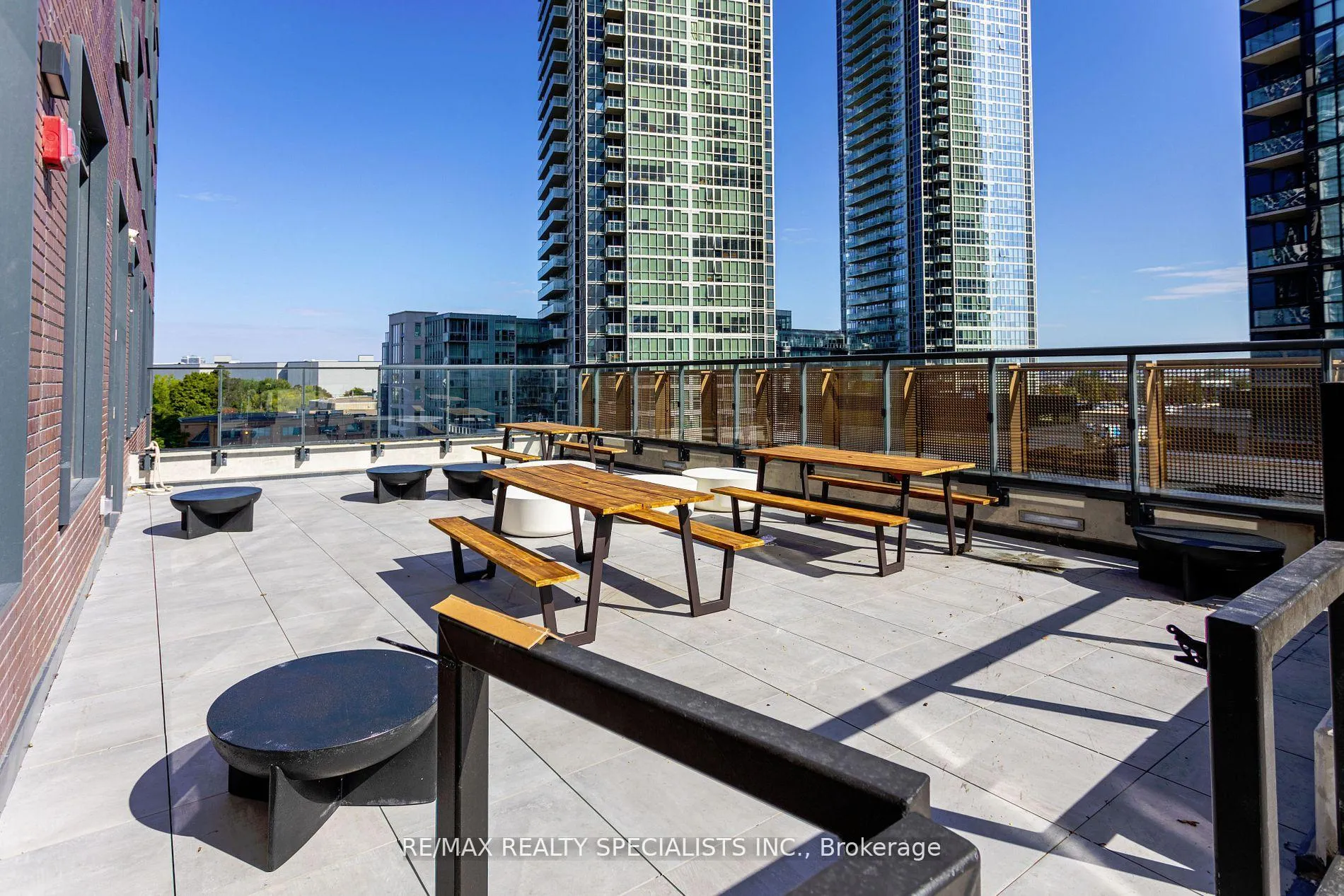 Photo 32 of Unit 1504, 2920 Highway 7, Vaughan, Concord — HOMEH