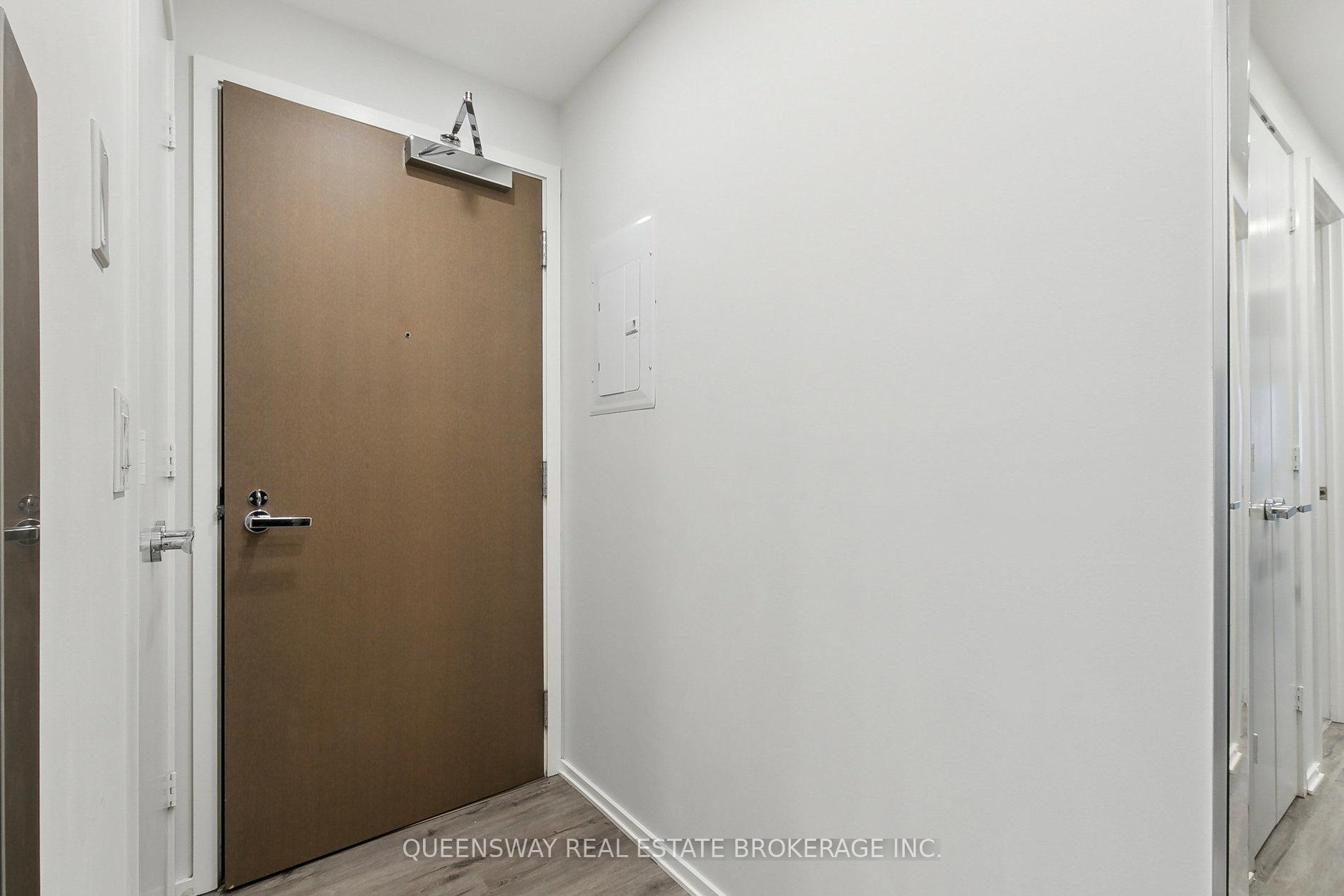 Photo 3 of Unit 6706, 1 Bloor Street, Toronto, Church-Yonge Corridor — HOMEH