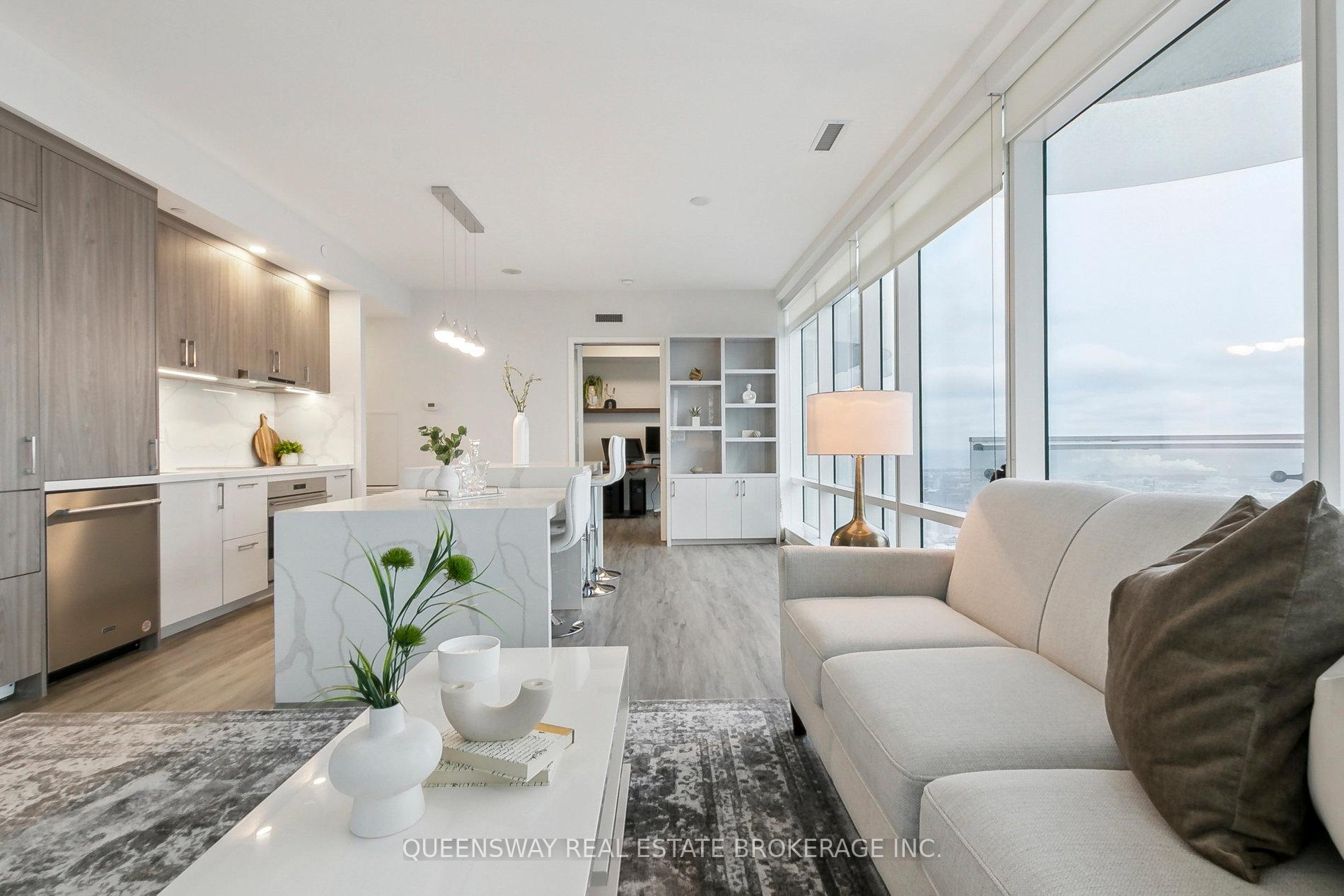 Photo 8 of Unit 6706, 1 Bloor Street, Toronto, Church-Yonge Corridor — HOMEH