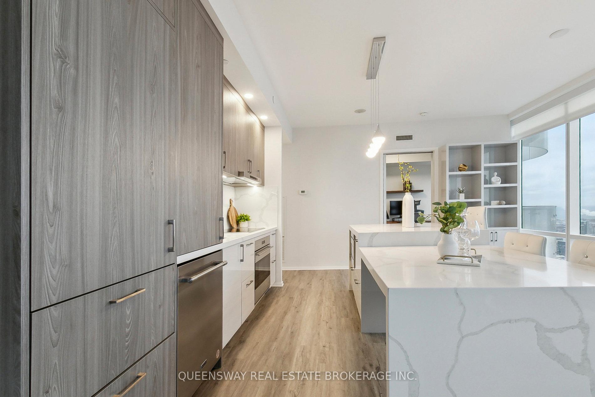 Photo 12 of Unit 6706, 1 Bloor Street, Toronto, Church-Yonge Corridor — HOMEH