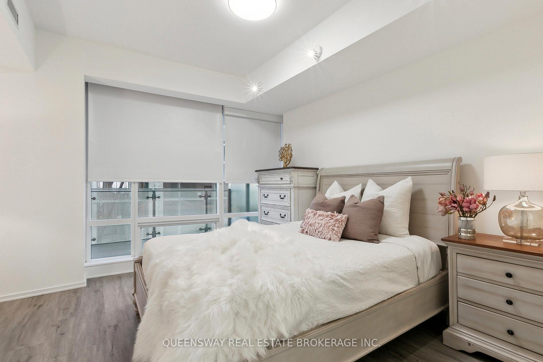 Photo 17 of Unit 6706, 1 Bloor Street, Toronto, Church-Yonge Corridor — HOMEH