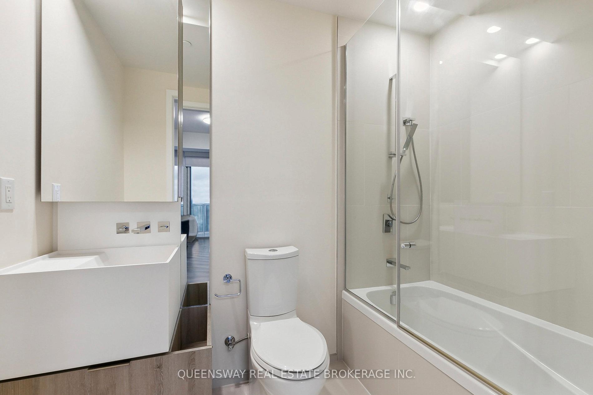Photo 23 of Unit 6706, 1 Bloor Street, Toronto, Church-Yonge Corridor — HOMEH