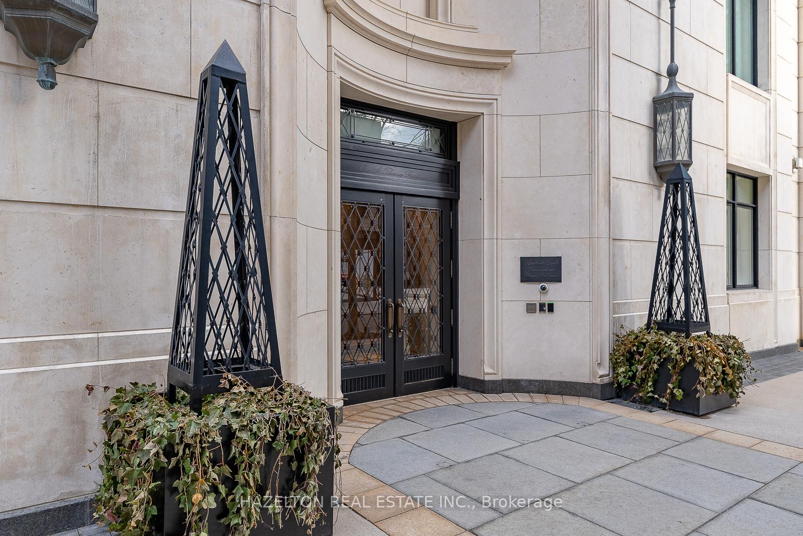 Photo 26 of Unit 7D, 1 St Thomas Street, Toronto, Bay Street Corridor — HOMEH