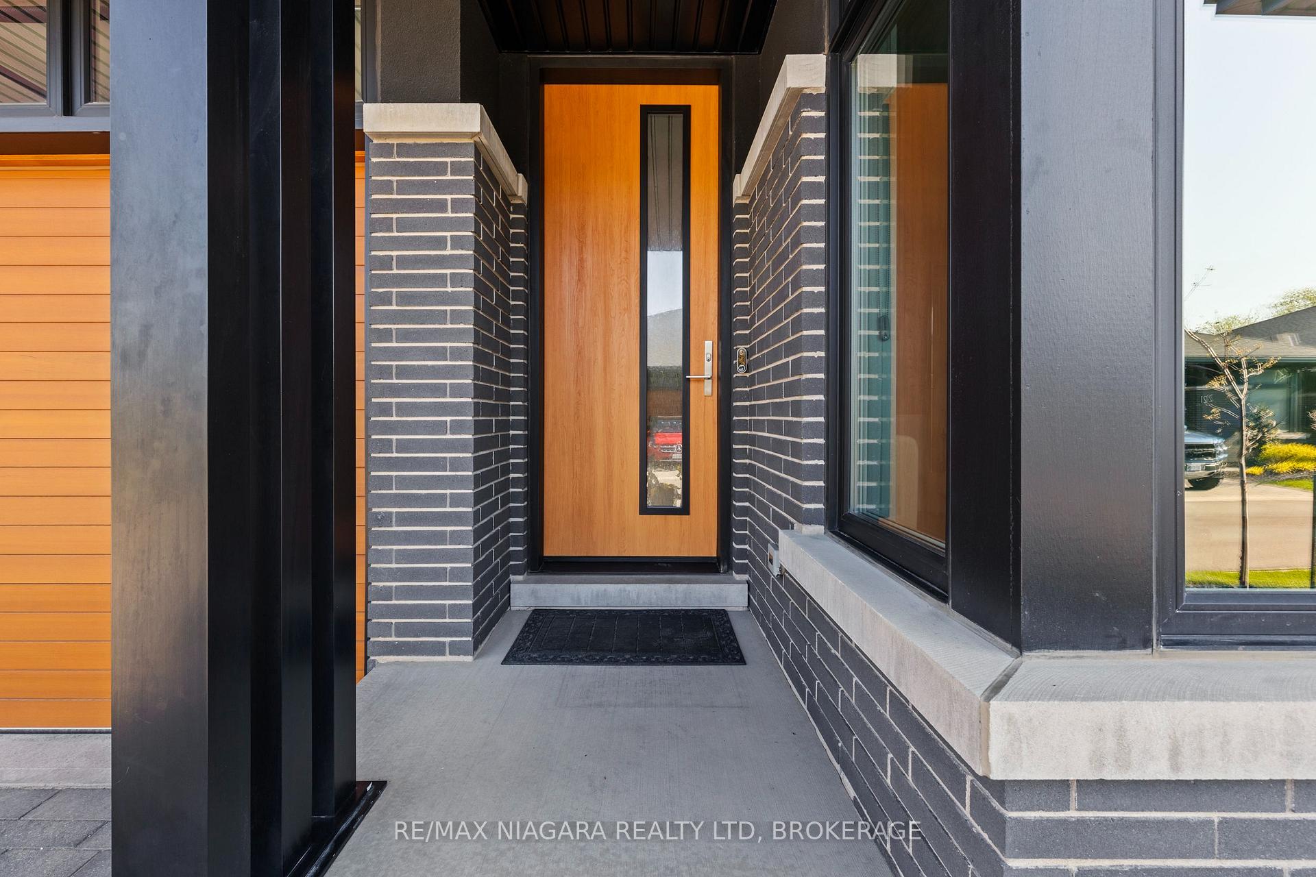 Photo 4 of Unit 2, 10 Taliesin Trail, Welland, Prince Charles — HOMEH
