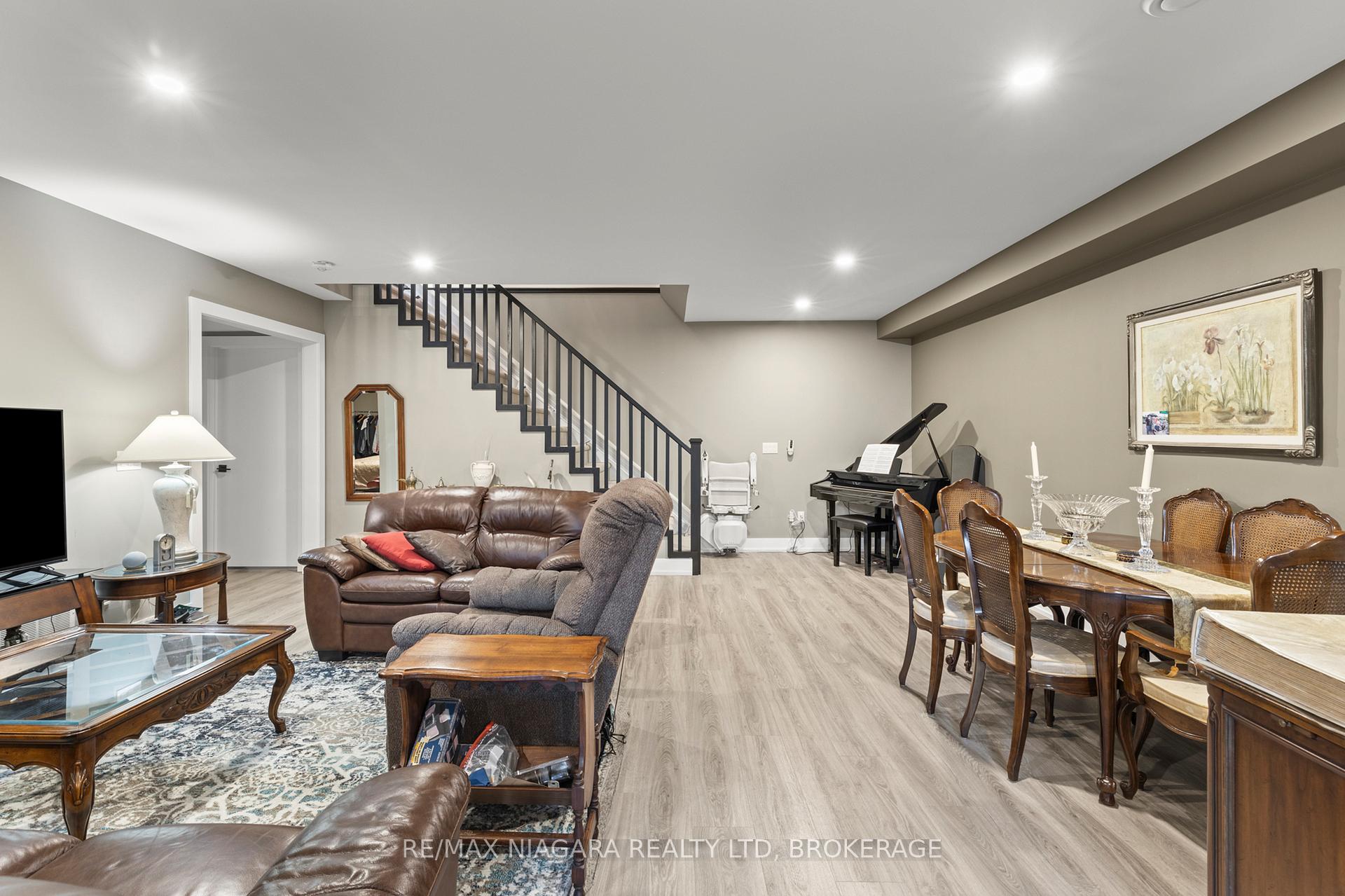 Photo 18 of Unit 2, 10 Taliesin Trail, Welland, Prince Charles — HOMEH
