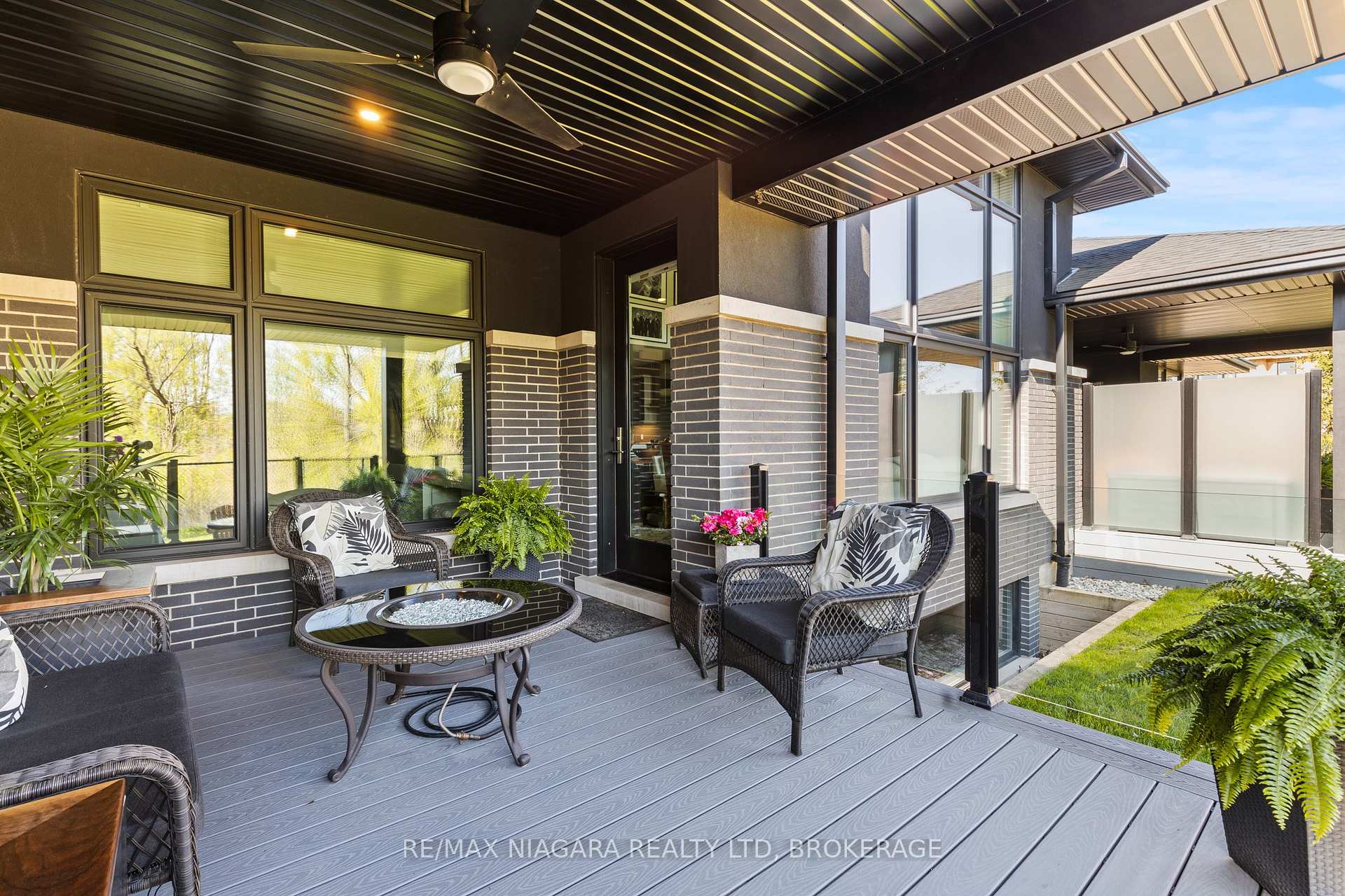 Photo 35 of Unit 2, 10 Taliesin Trail, Welland, Prince Charles — HOMEH