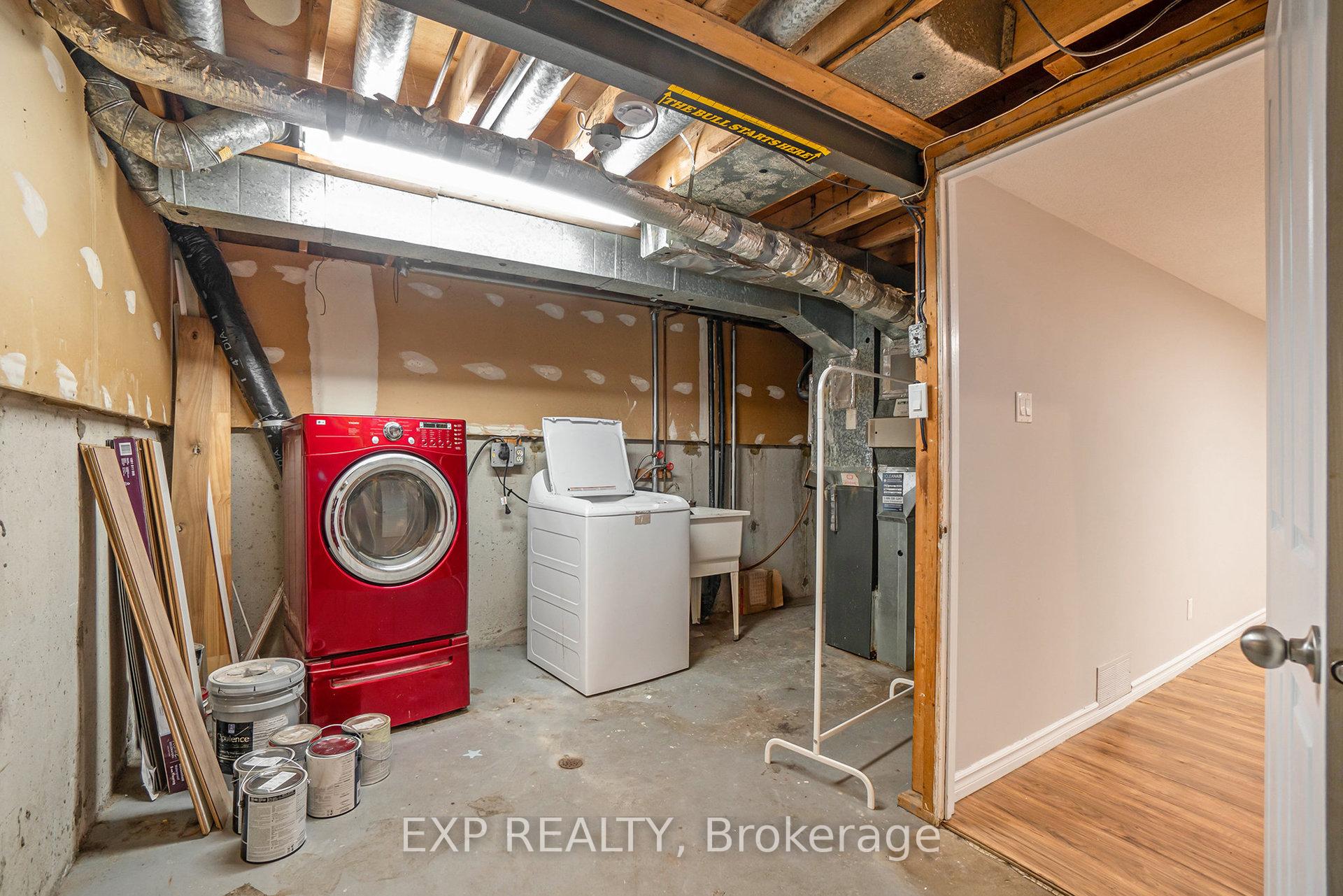 Photo 15 of 1332 Lassiter Terrace, Ottawa, Beaconwood — HOMEH