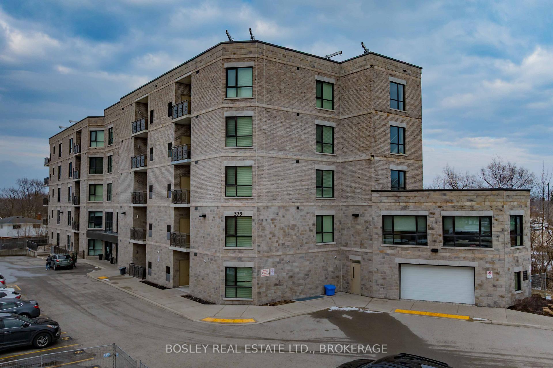 Photo 3 of Unit 102, 379 Scott Street, St. Catharines, Vine/Linwell — HOMEH